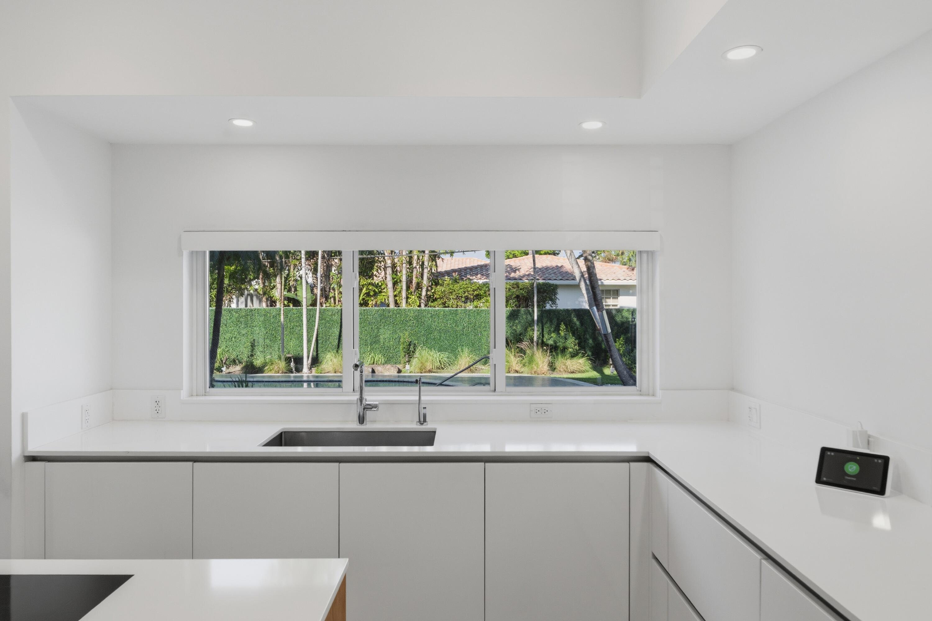 607 Intracoastal Fort Lauderdale, FL 33304