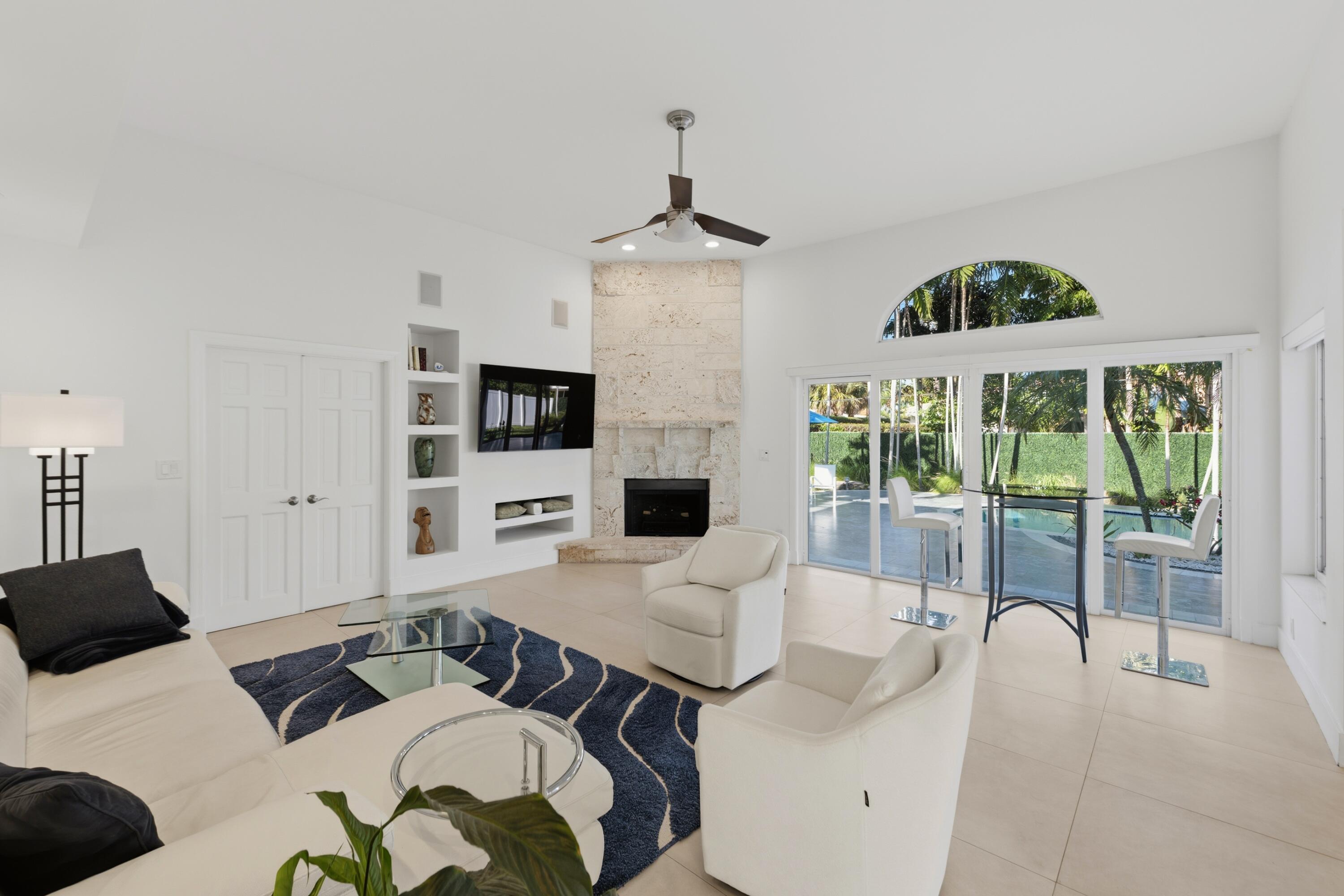 607 Intracoastal Fort Lauderdale, FL 33304