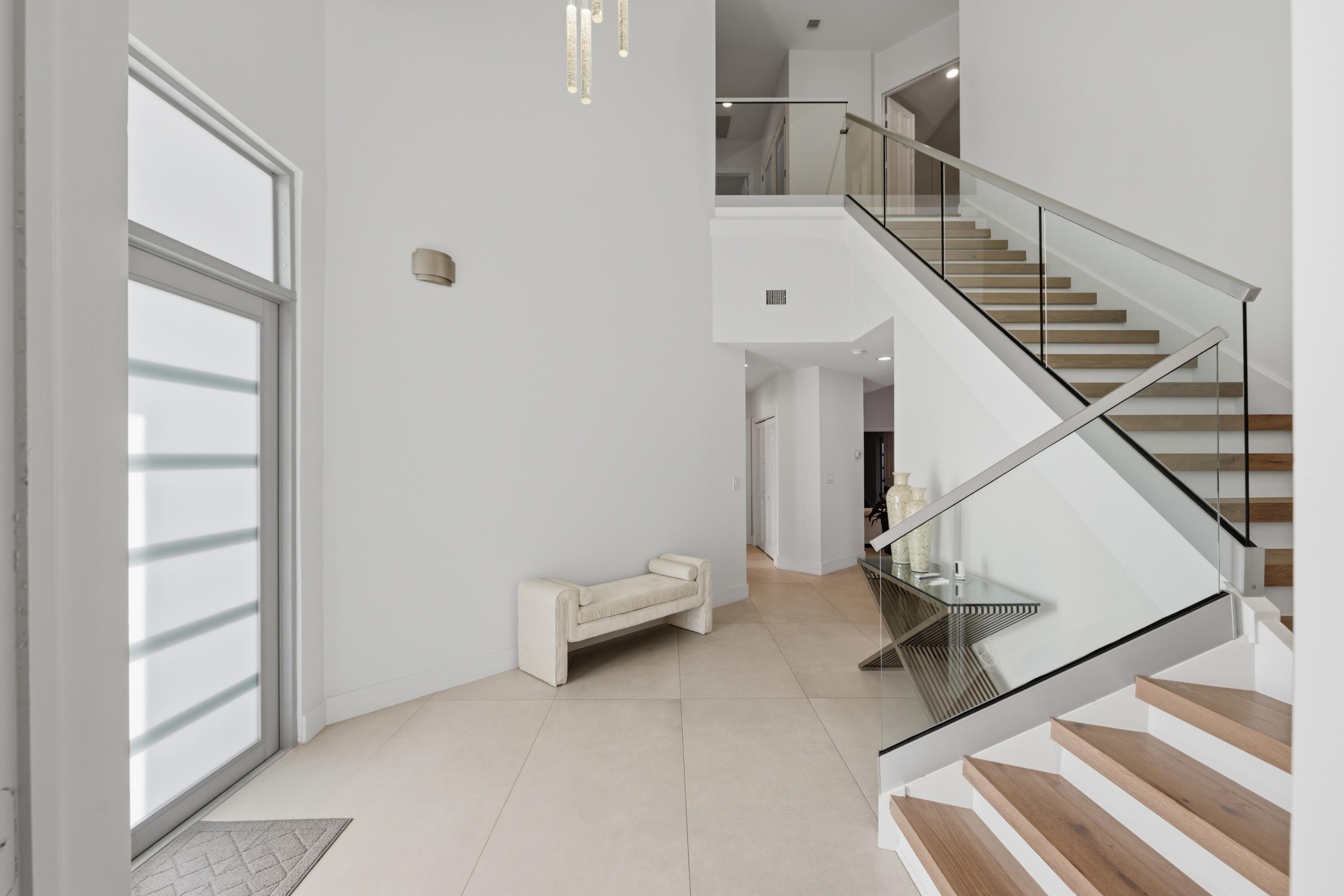 607 Intracoastal Fort Lauderdale, FL 33304