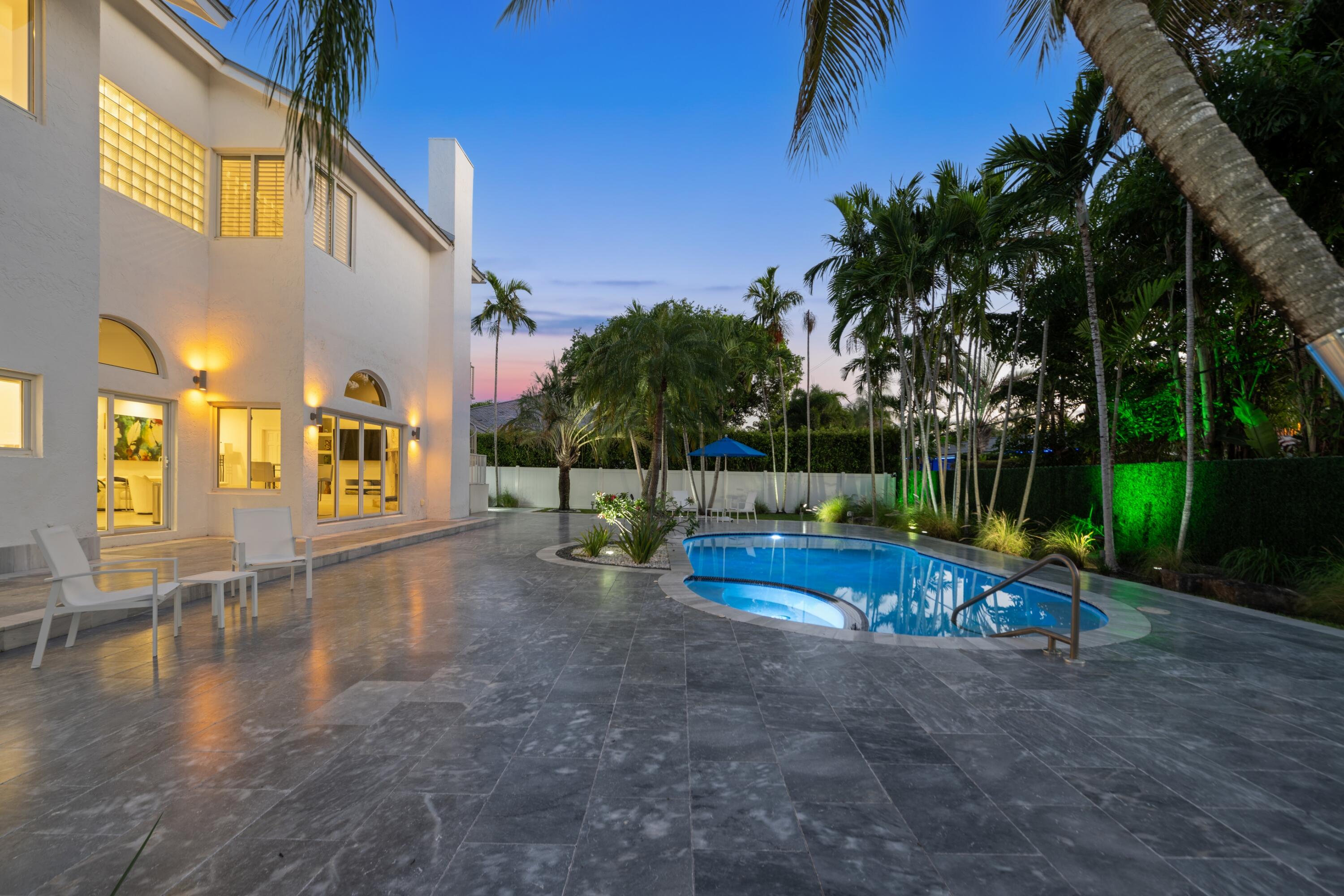 607 Intracoastal Fort Lauderdale, FL 33304