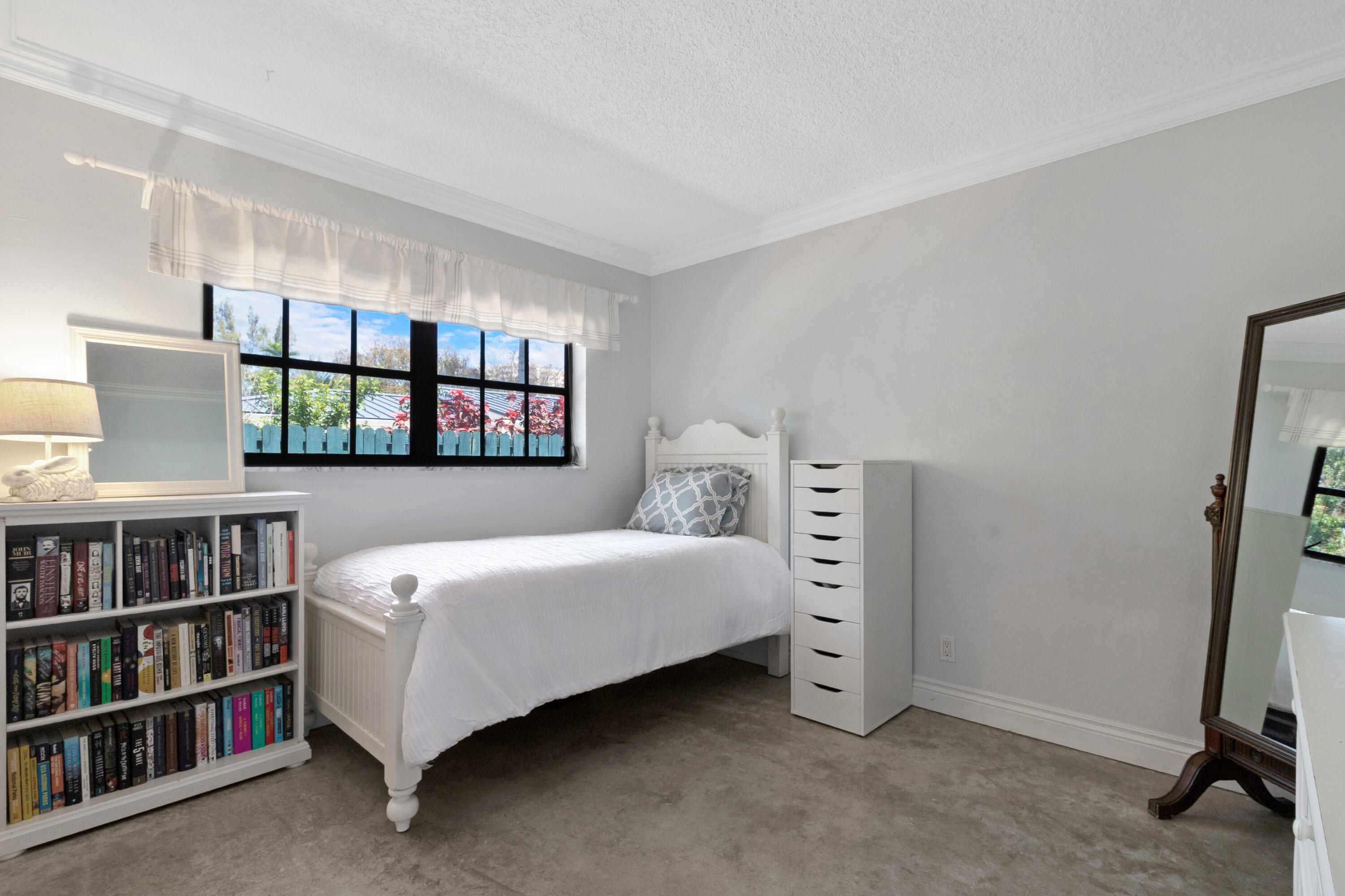 1350 W Terra Mar Pompano Beach, FL 33062