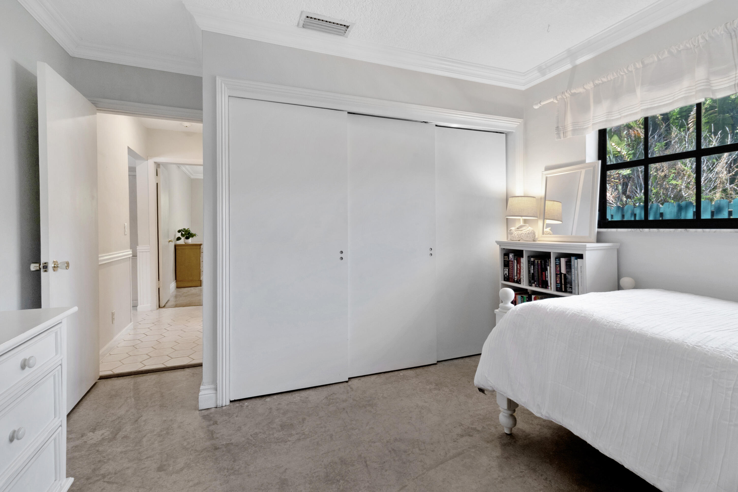 1350 W Terra Mar Pompano Beach, FL 33062