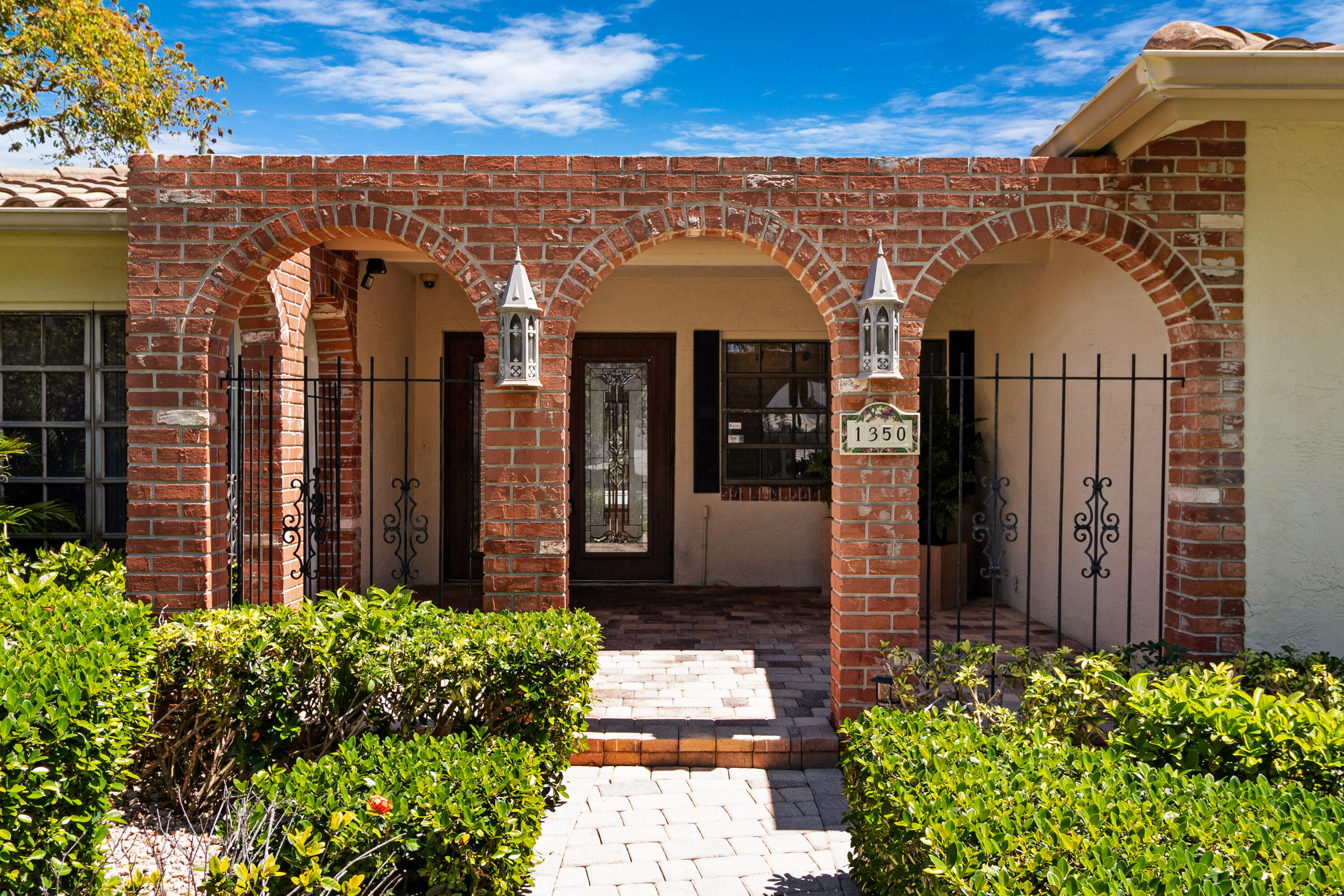 1350 W Terra Mar Pompano Beach, FL 33062