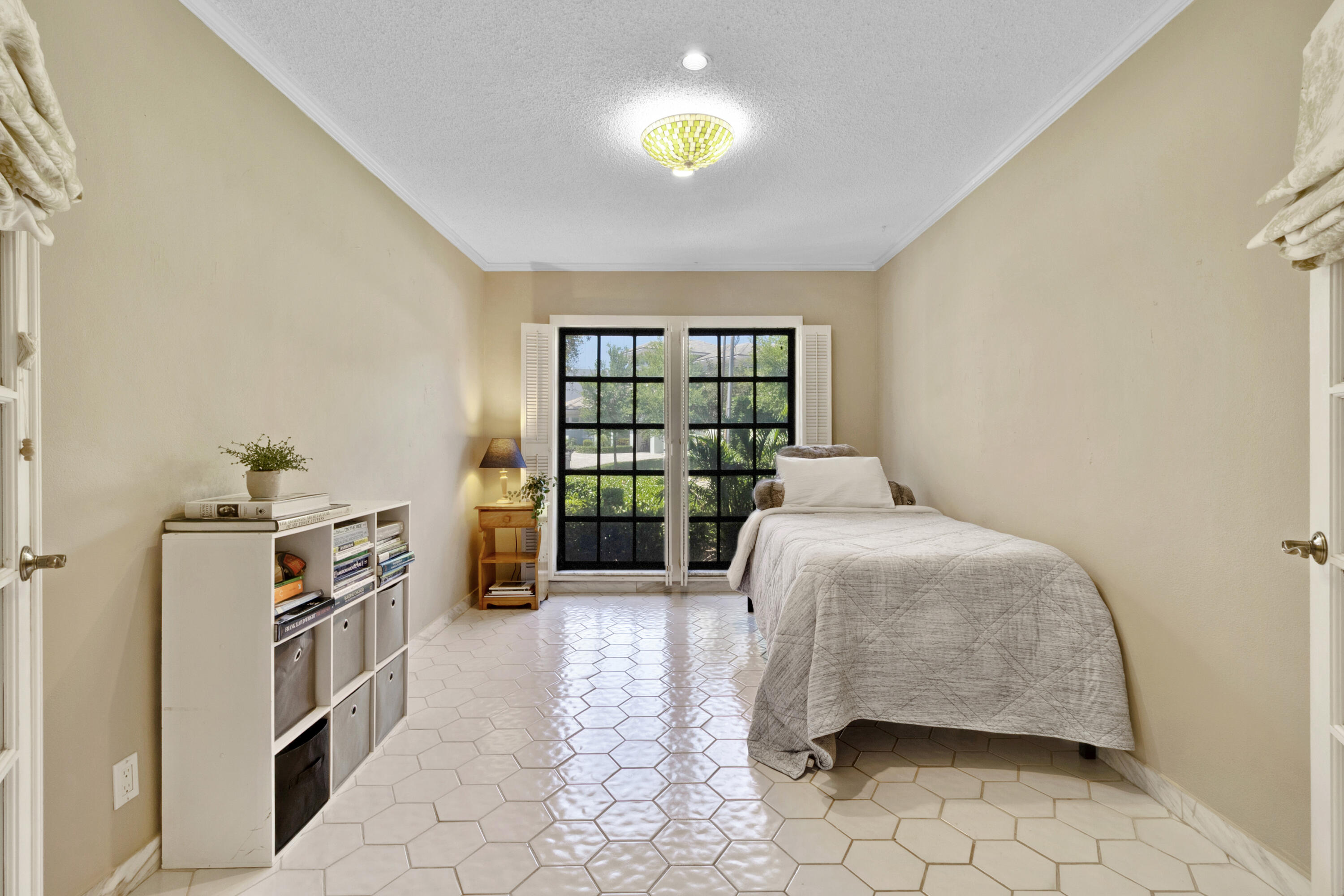 1350 W Terra Mar Pompano Beach, FL 33062