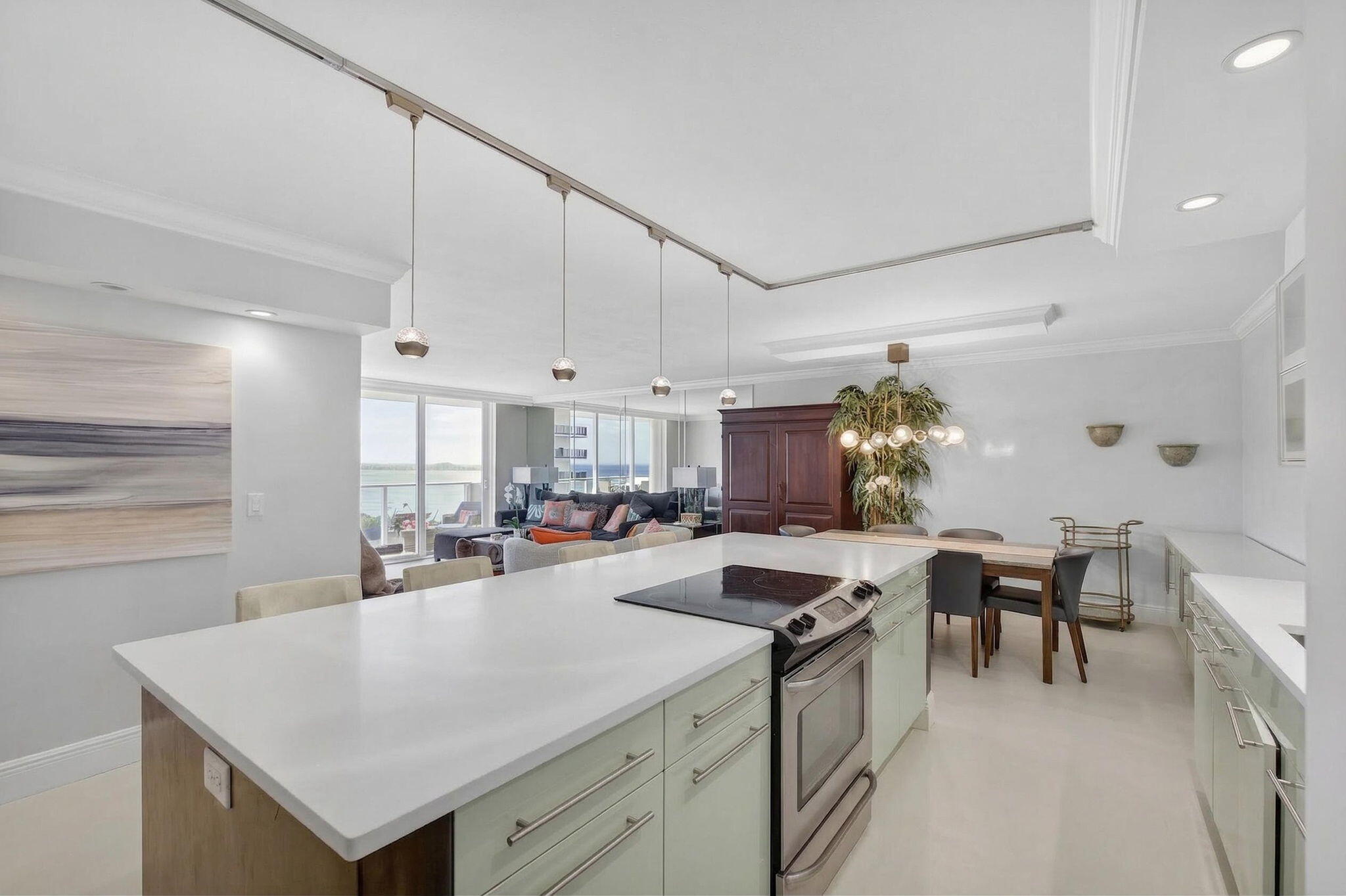 5440 N Ocean #805 Singer Island, FL 33404