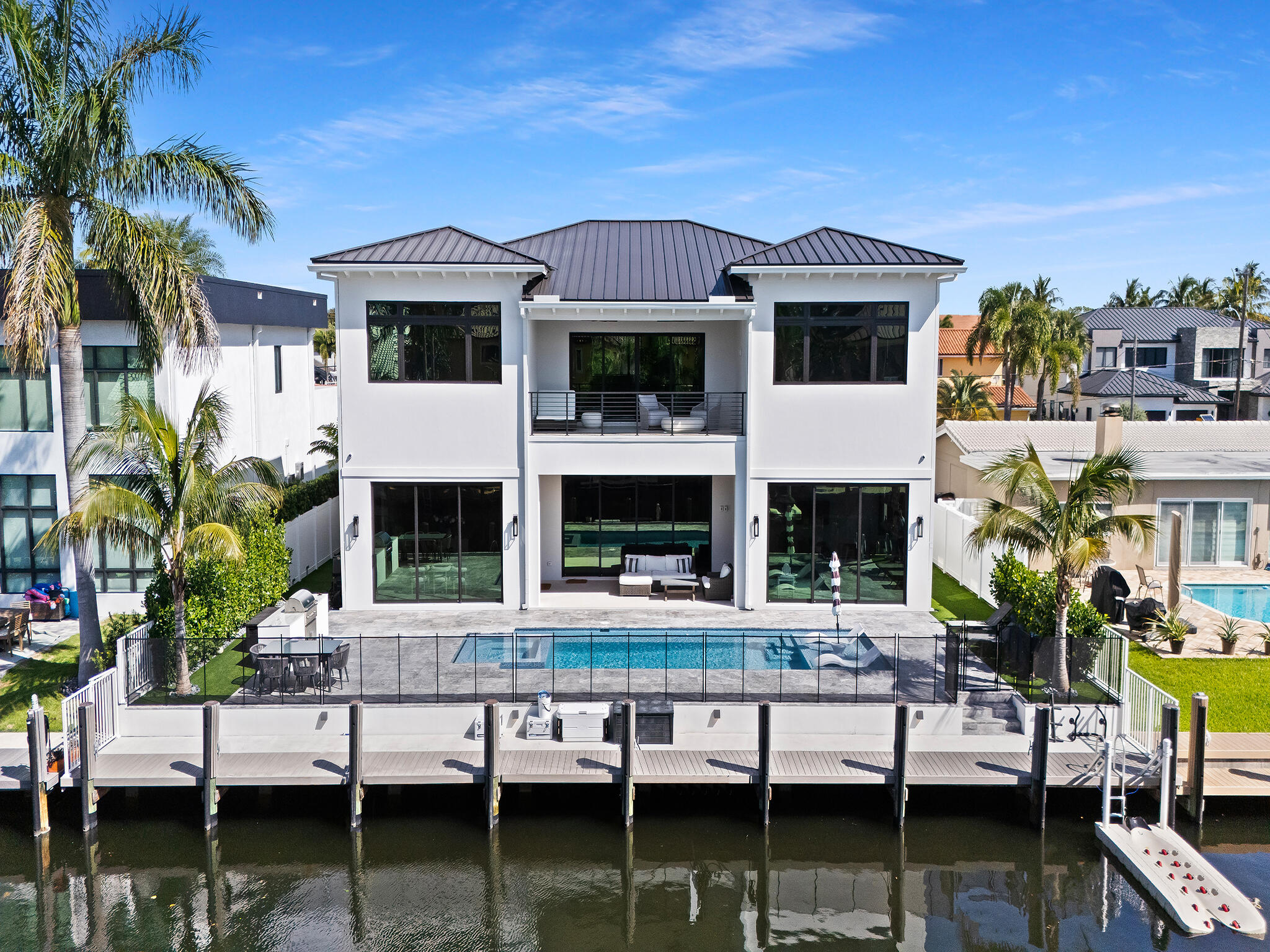 2420 NE 48th Lighthouse Point, FL 33064