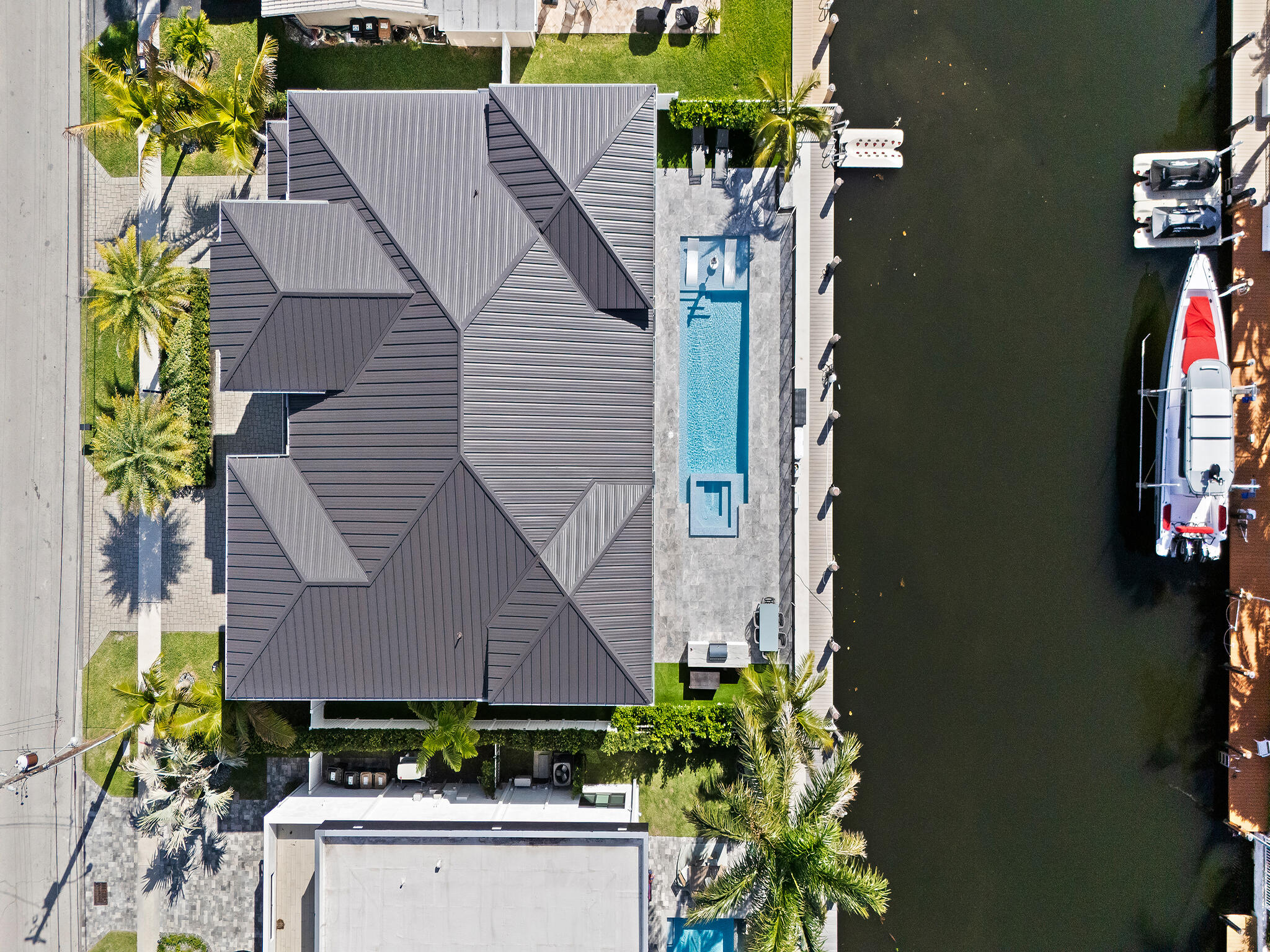 2420 NE 48th Lighthouse Point, FL 33064