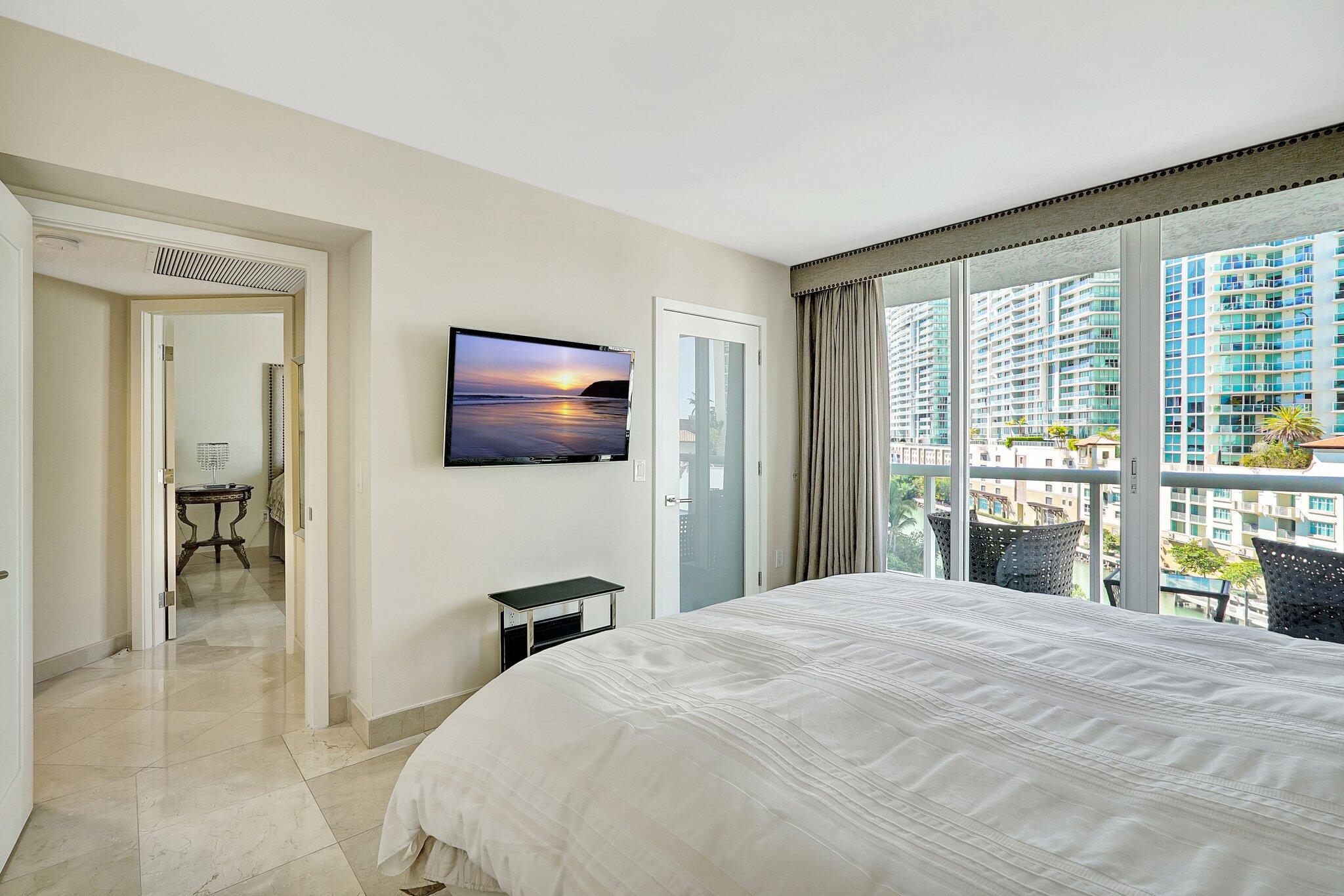 16400 Collins #641 Sunny Isles Beach, FL 33160