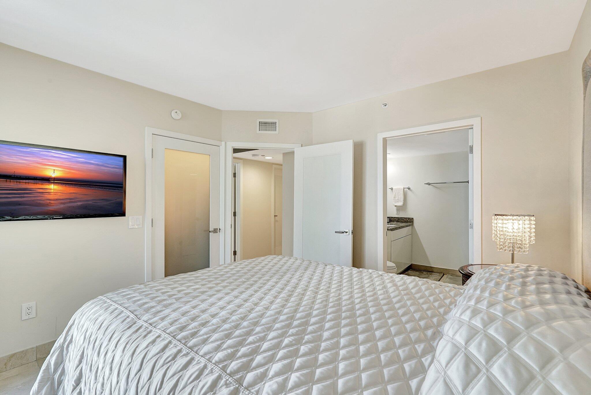 16400 Collins #641 Sunny Isles Beach, FL 33160