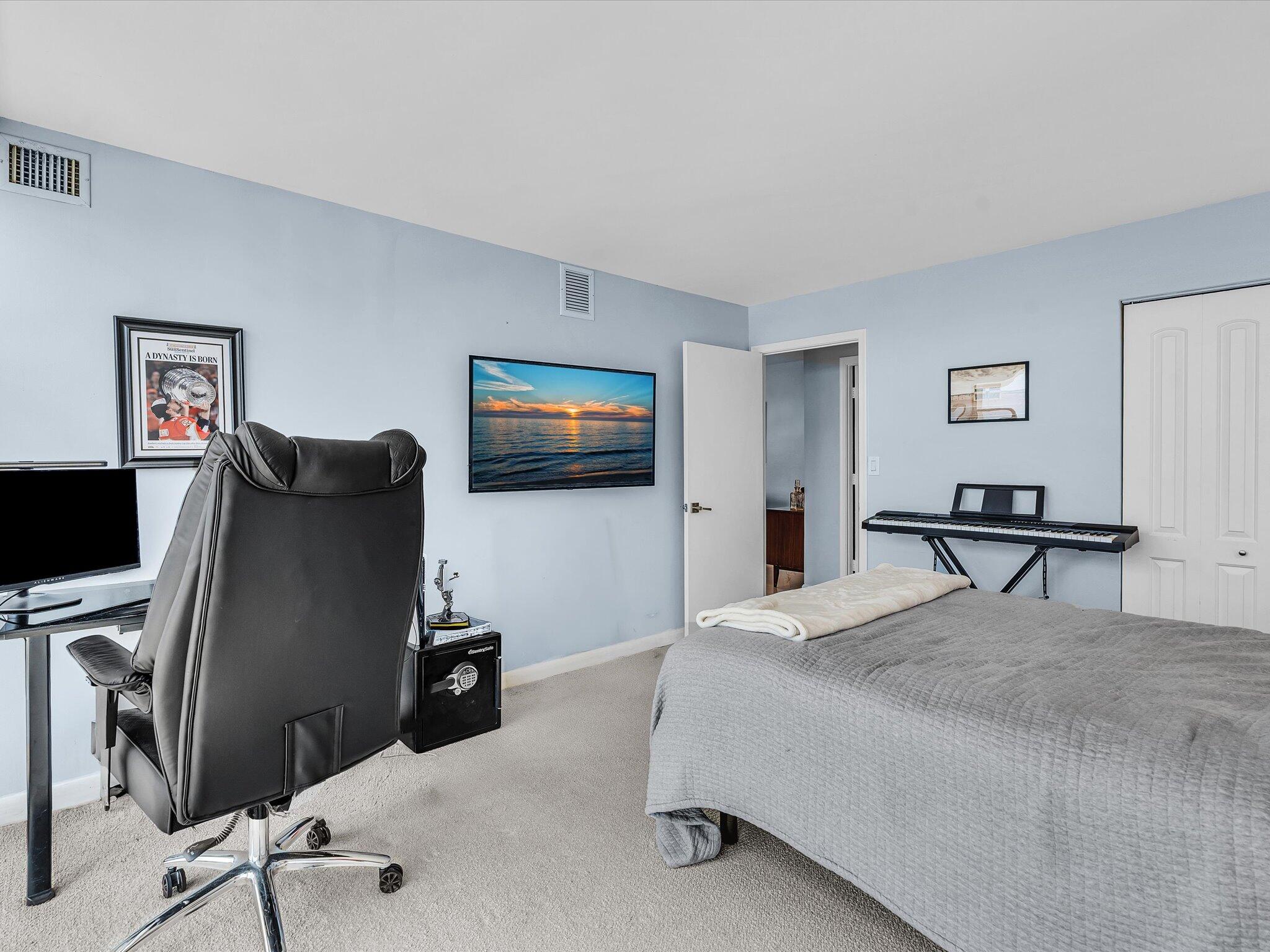 2841 N Ocean #1102 Fort Lauderdale, FL 33308