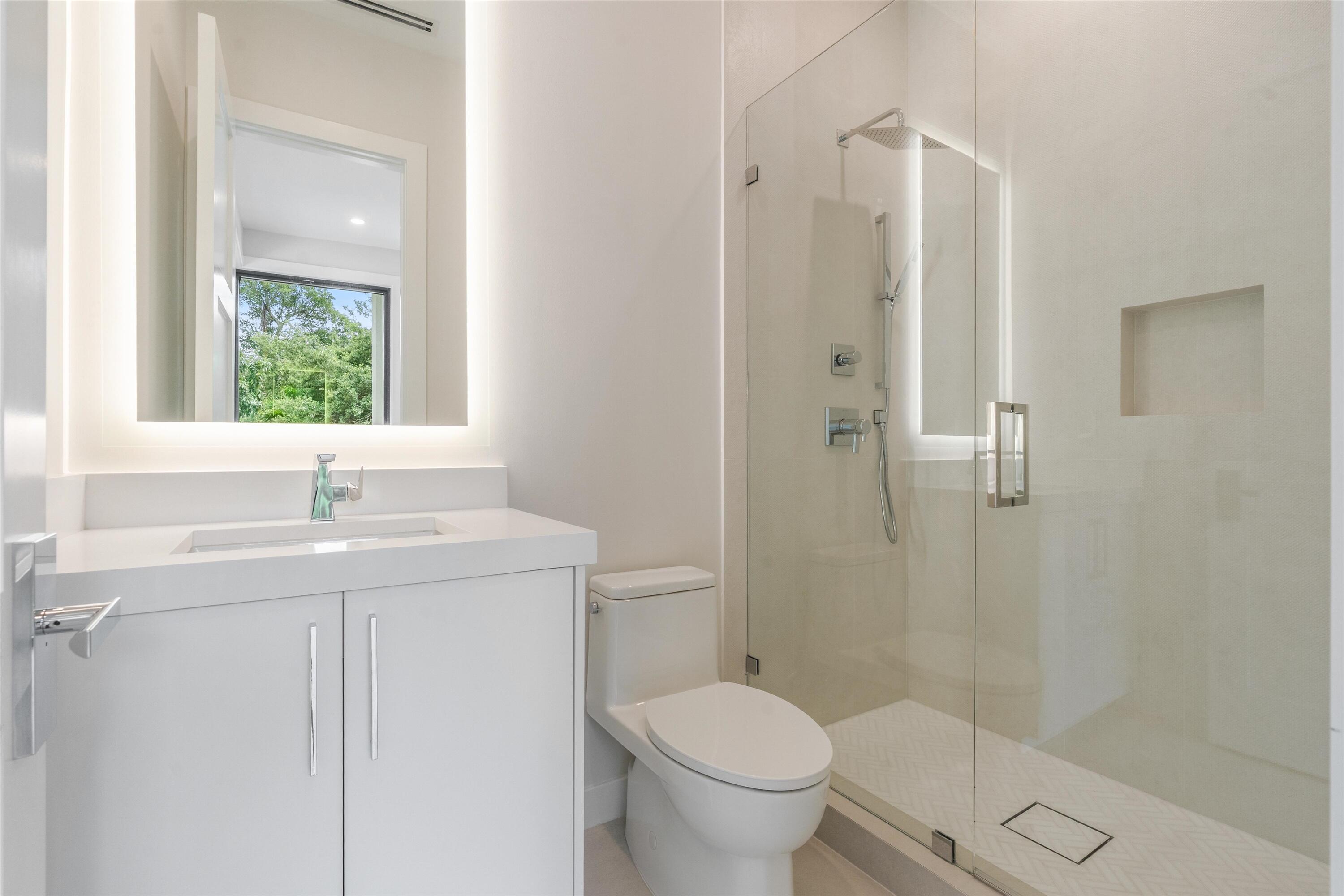 1625 SE 1st Fort Lauderdale, FL 33301