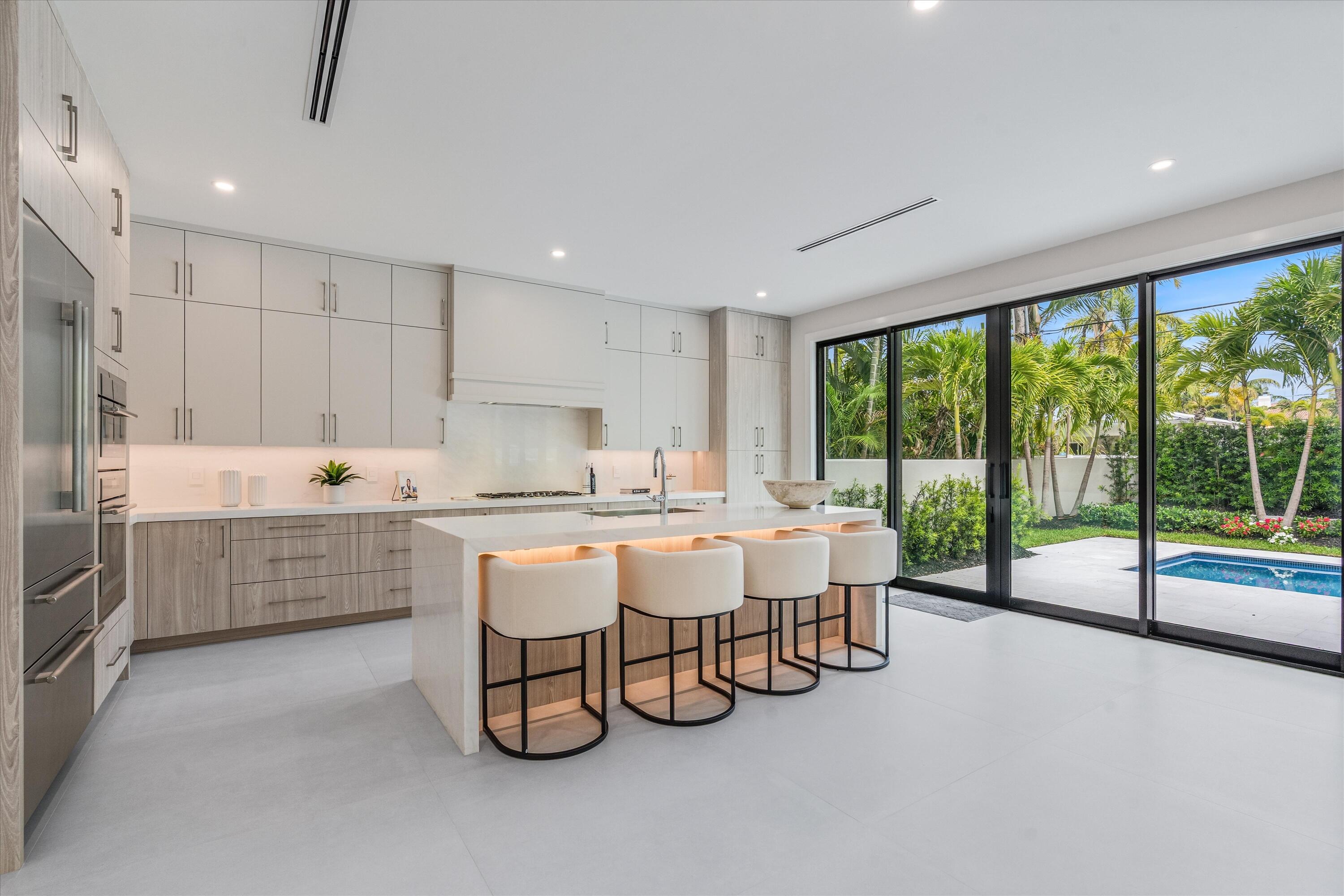 1625 SE 1st Fort Lauderdale, FL 33301
