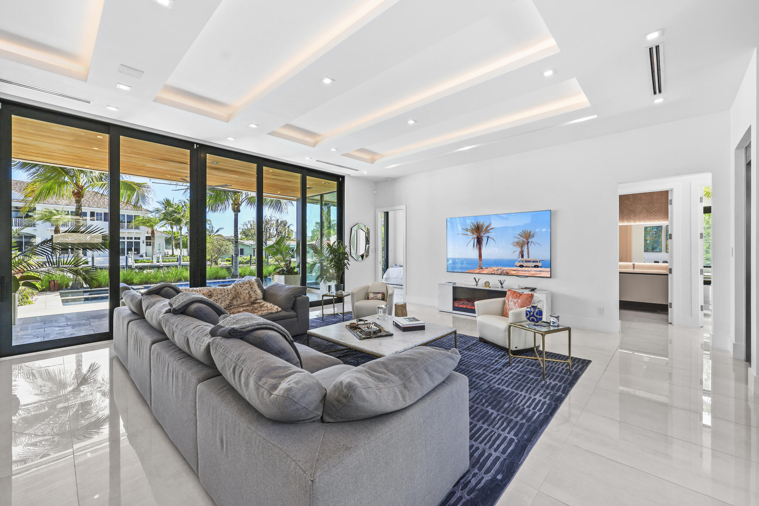 2863 NE 27th Fort Lauderdale, FL 33306