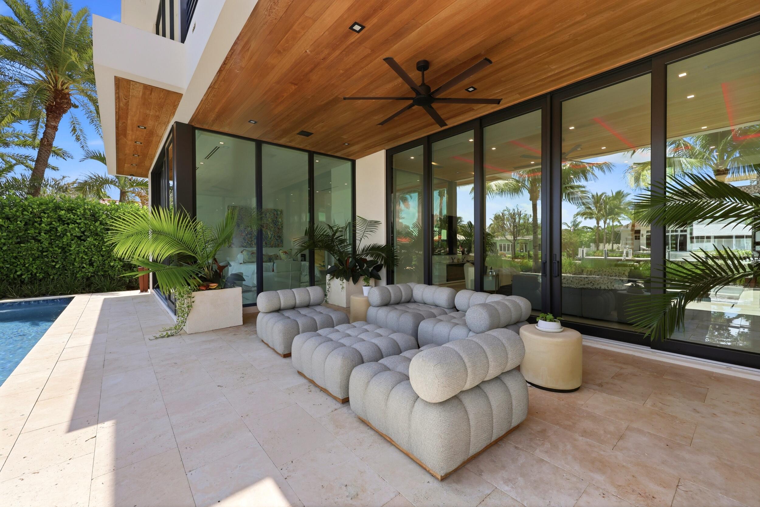 2863 NE 27th Fort Lauderdale, FL 33306