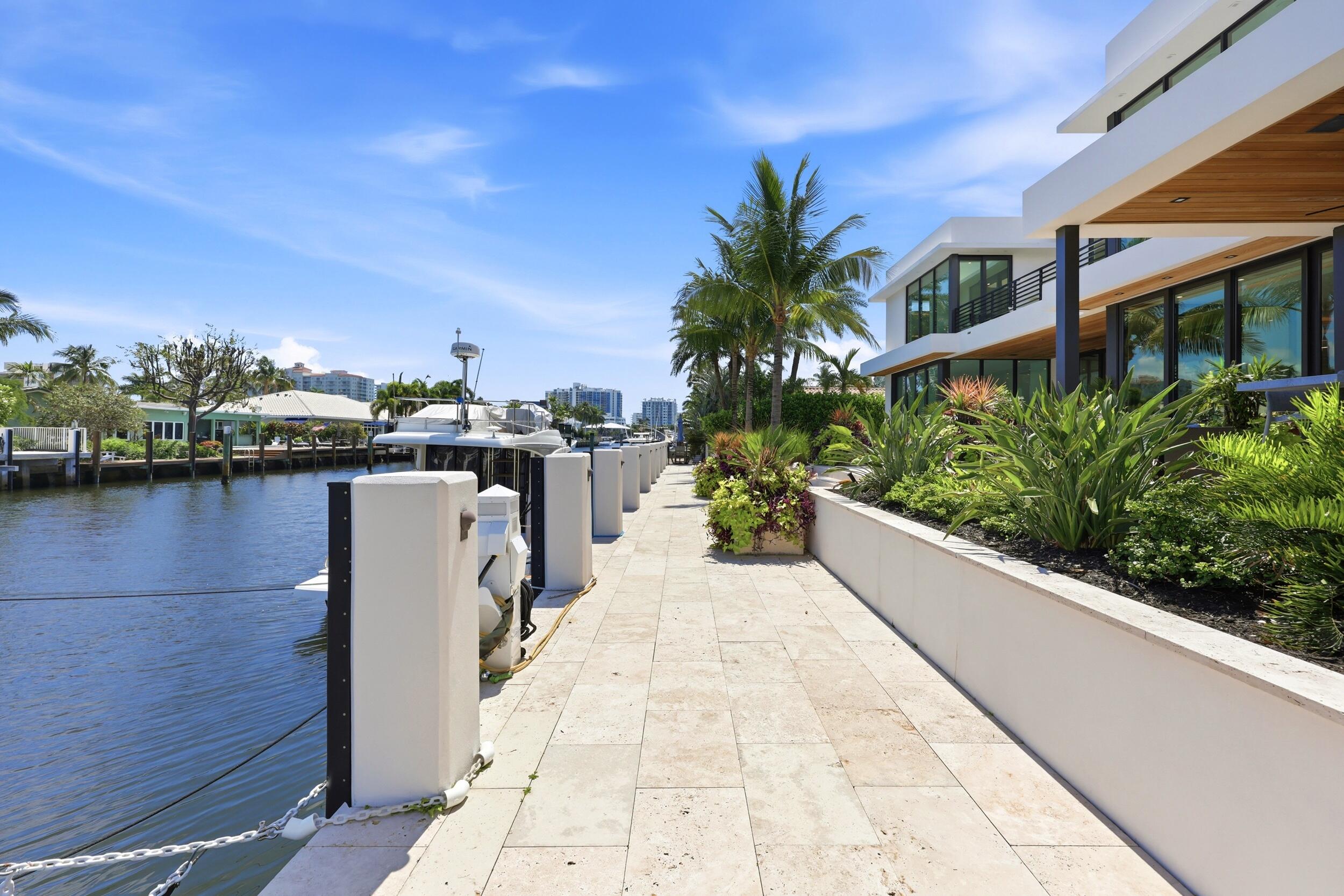 2863 NE 27th Fort Lauderdale, FL 33306