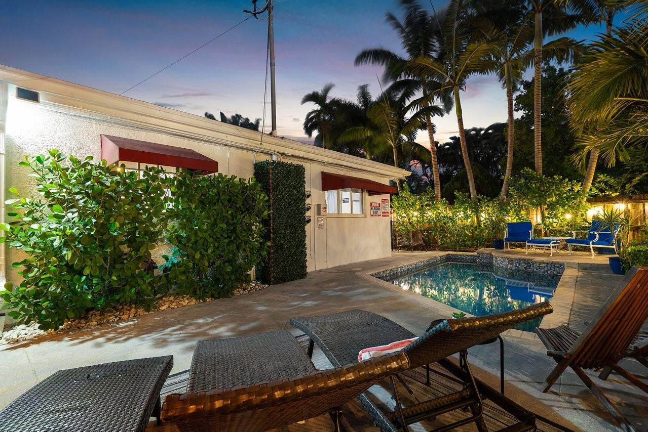615 & 617 NE 9th Fort Lauderdale, FL 33304