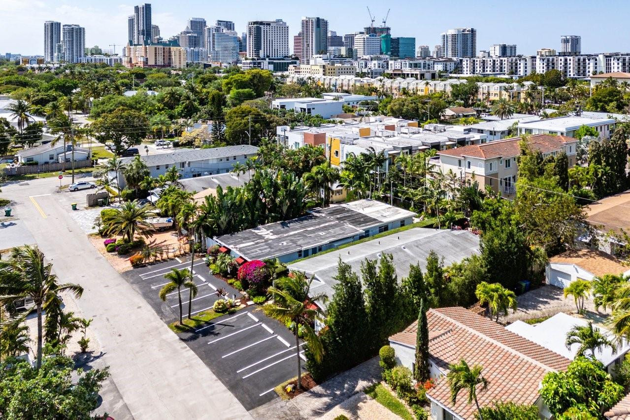 615 & 617 NE 9th Fort Lauderdale, FL 33304