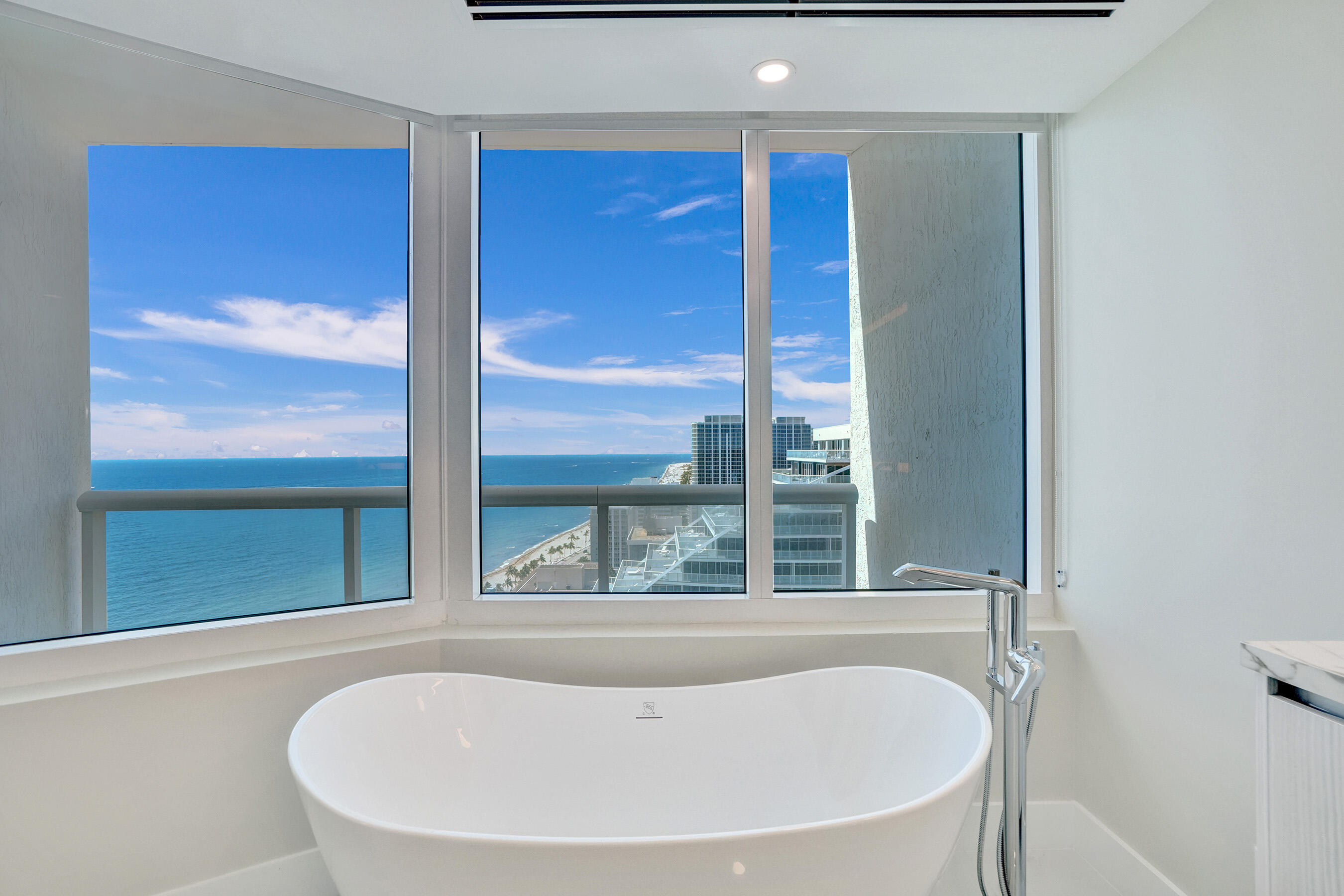 505 N Fort Lauderdale Bch #2500 Fort Lauderdale, FL 33304