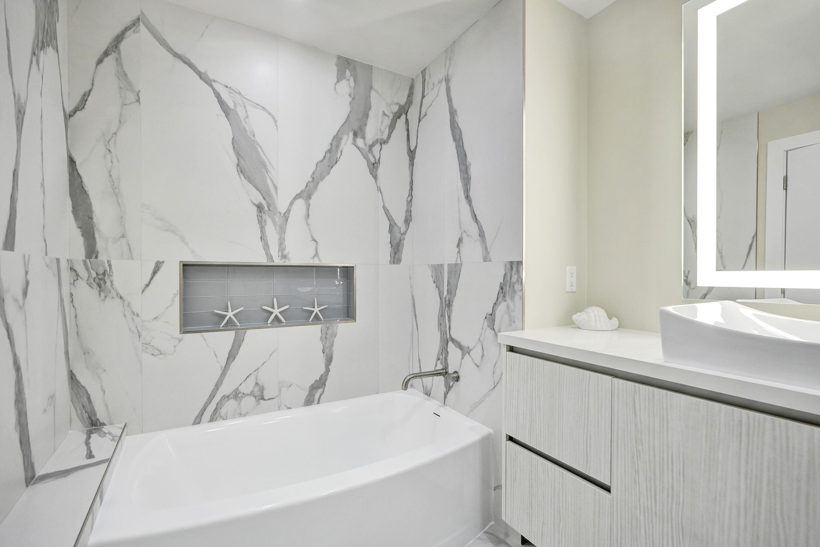 505 N Fort Lauderdale Bch #2500 Fort Lauderdale, FL 33304