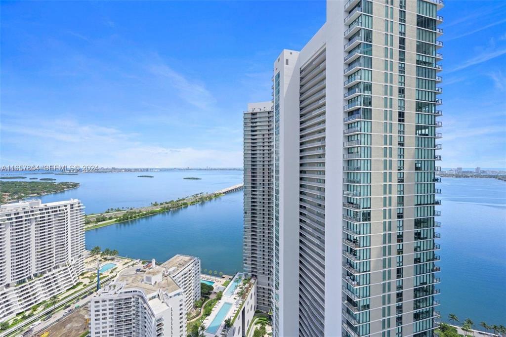 image Paraiso Bayviews1