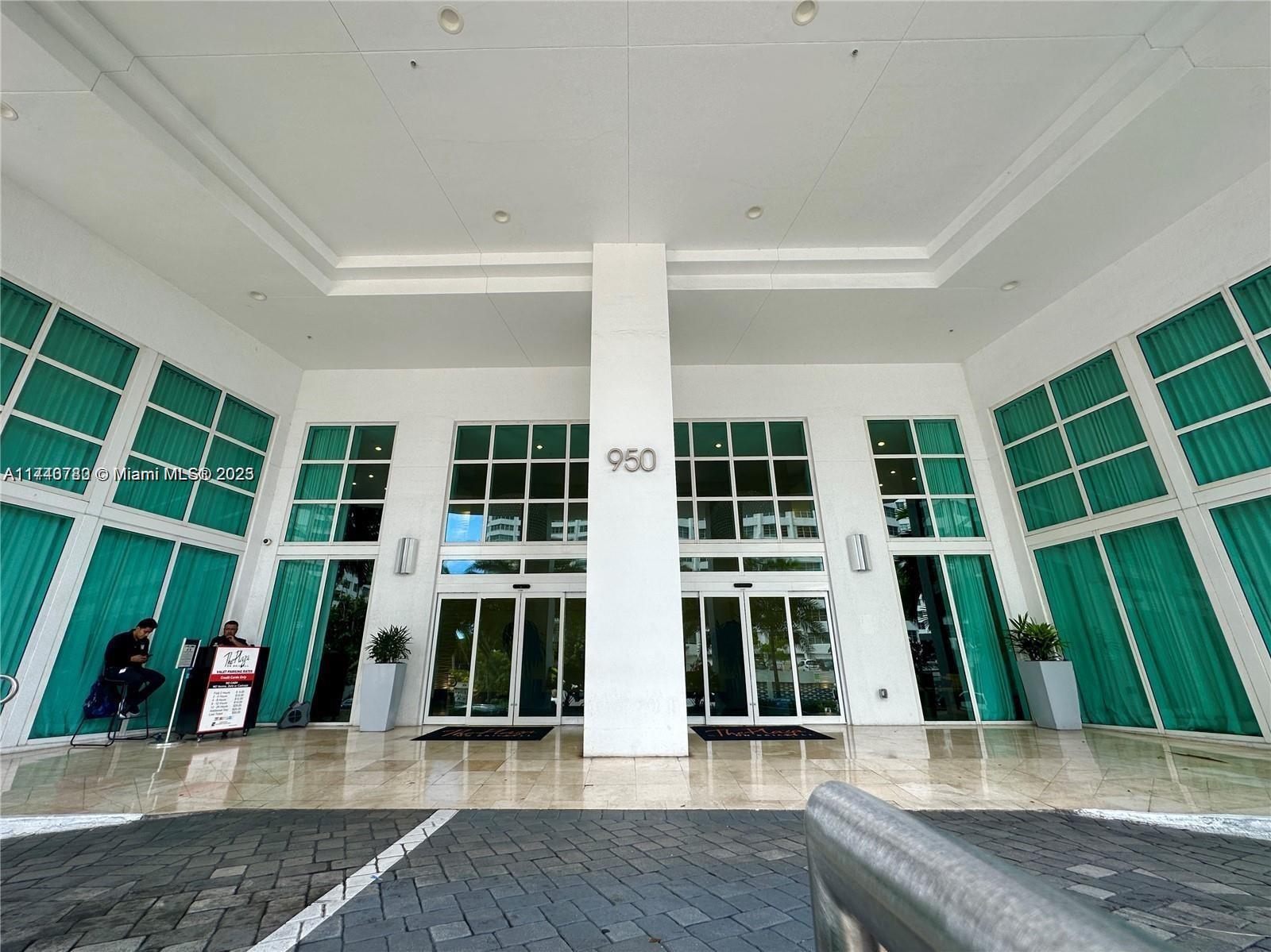 image The Plaza on Brickell East9