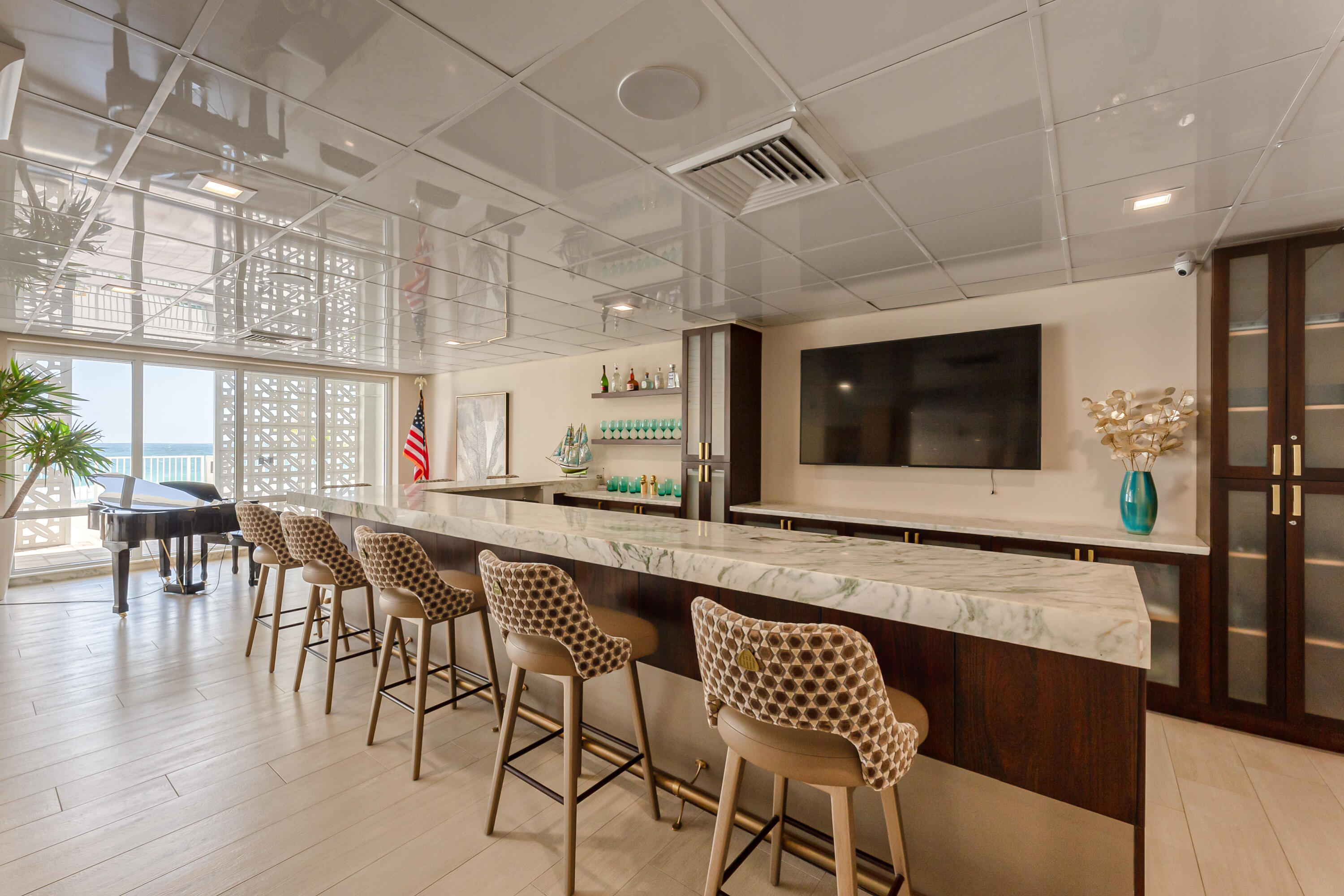 3500 Galt Ocean #207 Fort Lauderdale, FL 33308