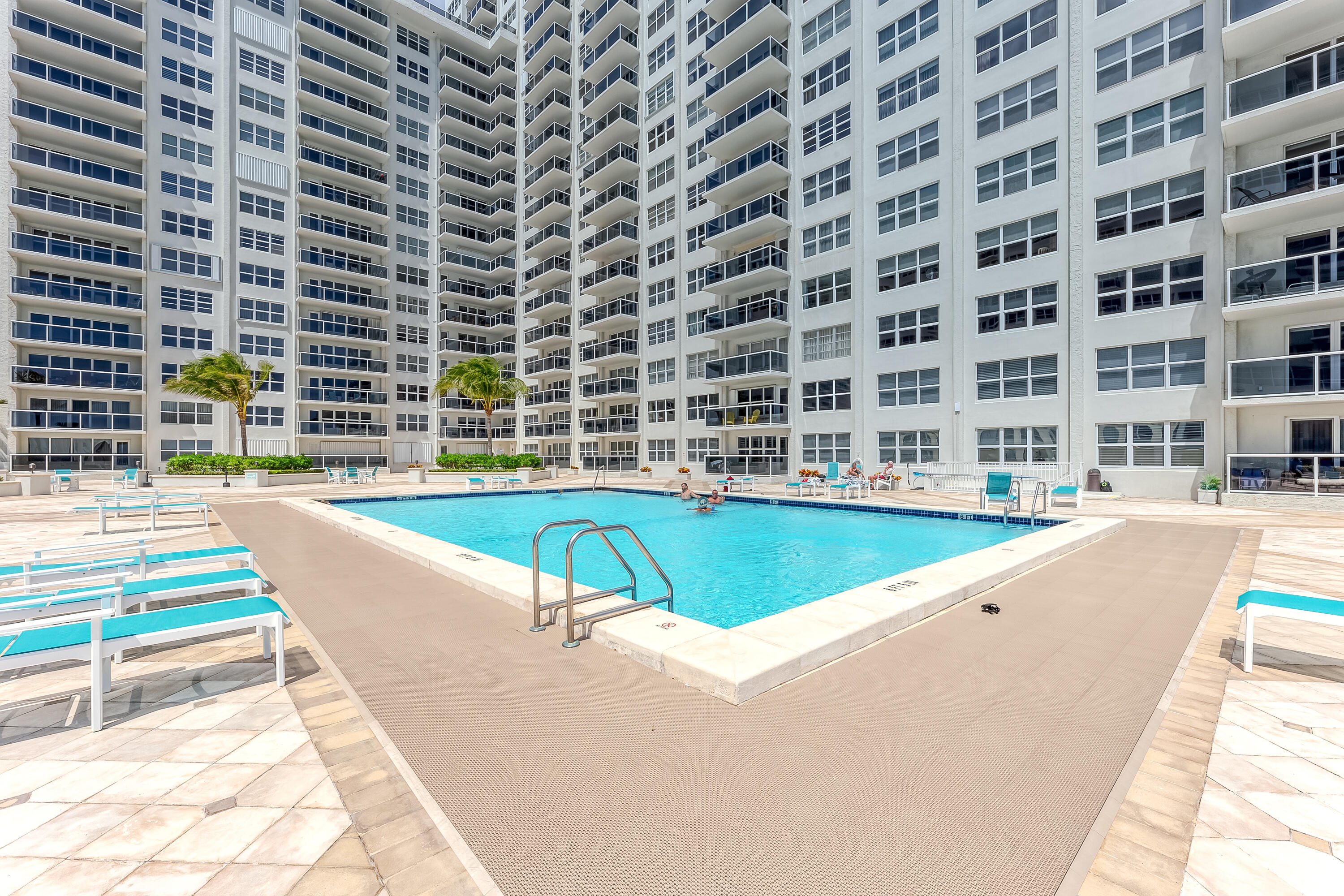 3500 Galt Ocean #207 Fort Lauderdale, FL 33308