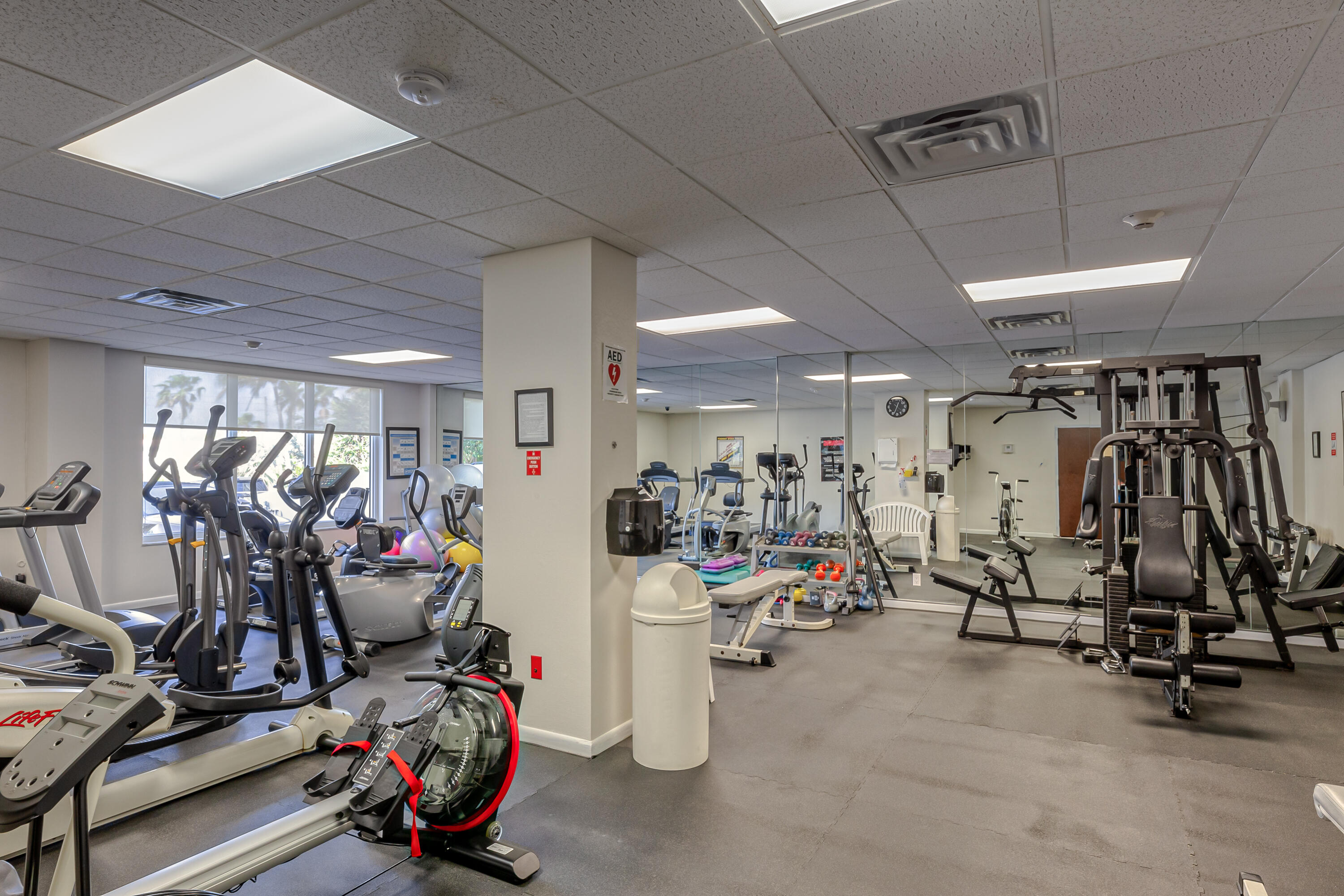 3500 Galt Ocean #207 Fort Lauderdale, FL 33308