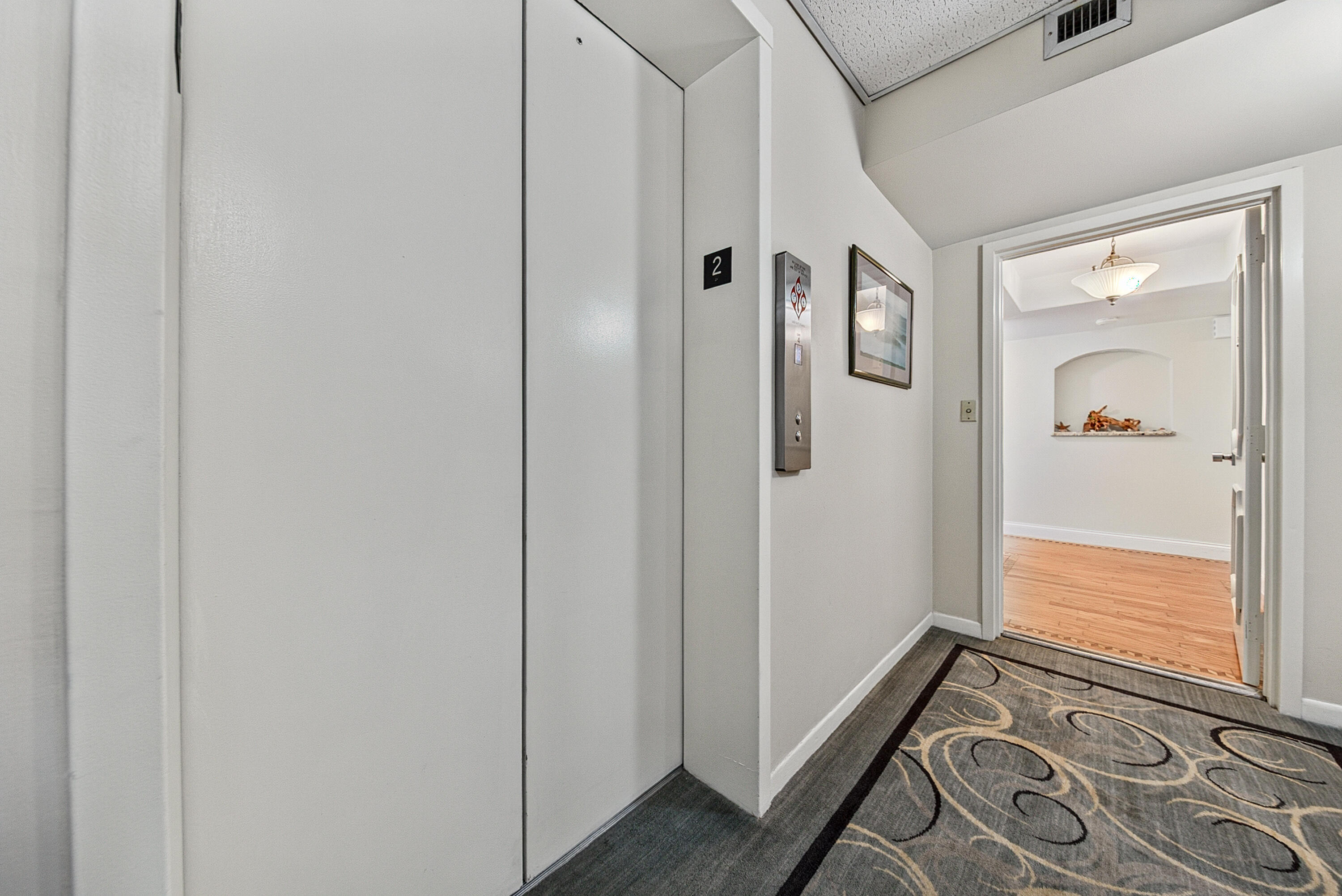 3500 Galt Ocean #207 Fort Lauderdale, FL 33308