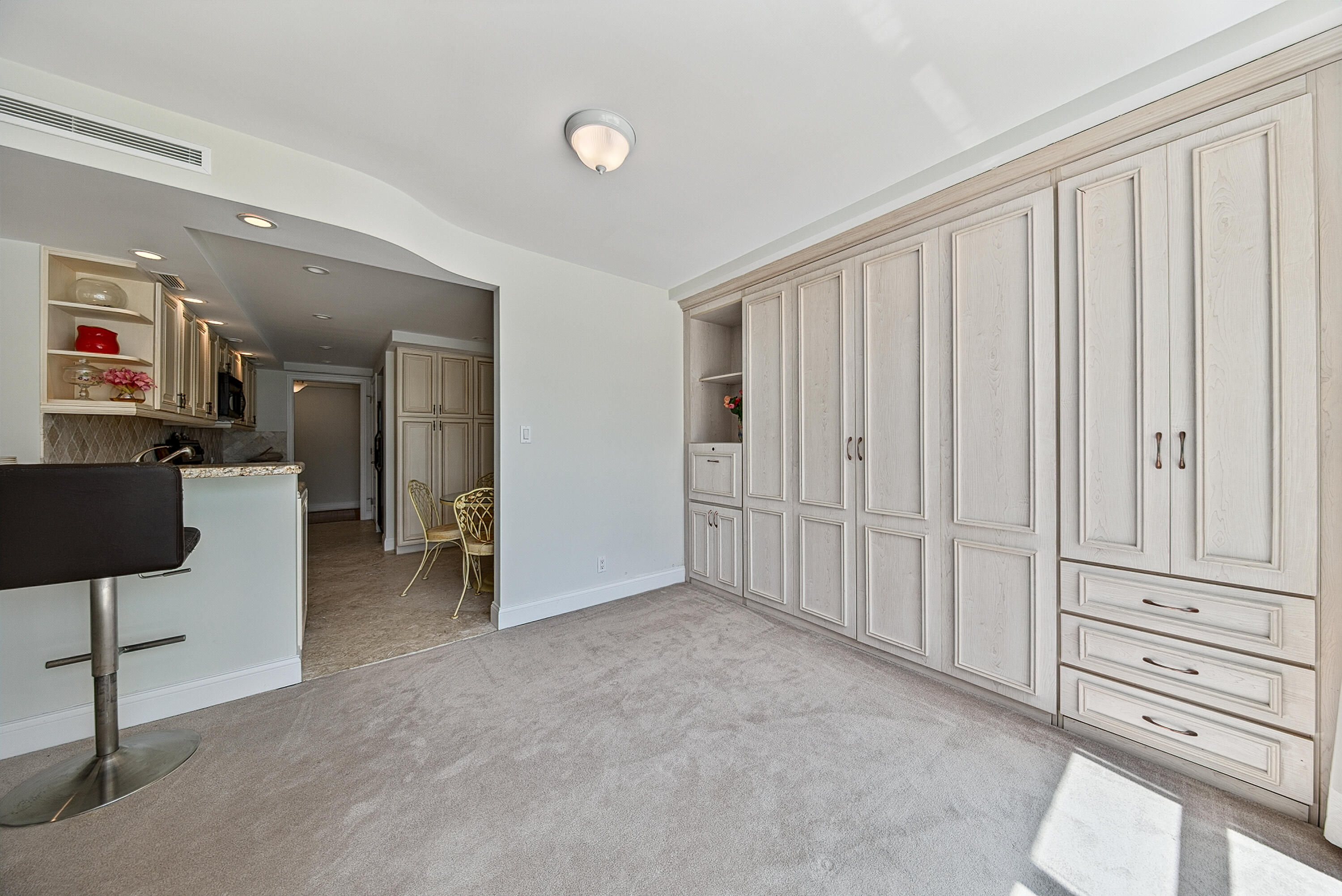 3500 Galt Ocean #207 Fort Lauderdale, FL 33308