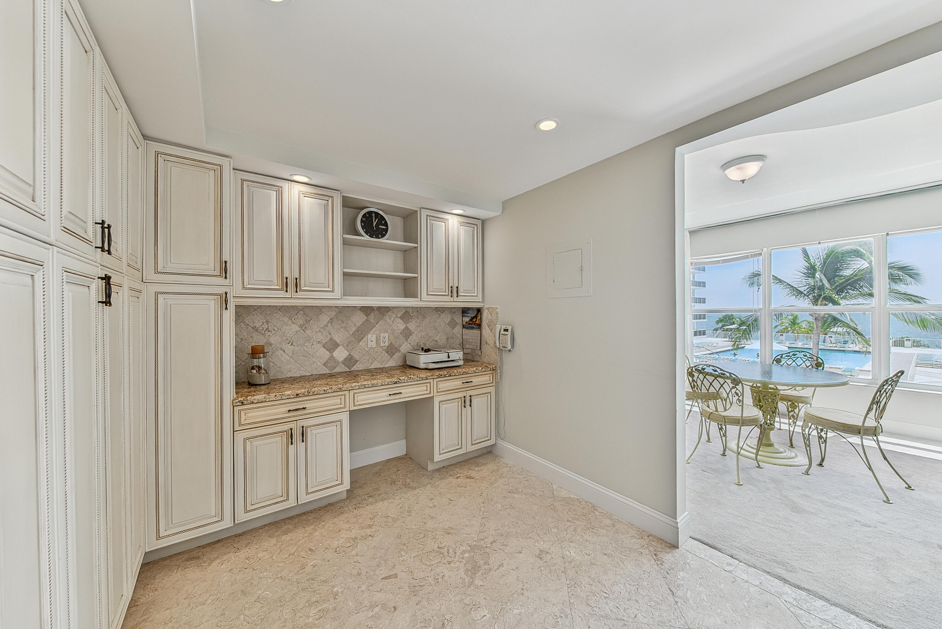 3500 Galt Ocean #207 Fort Lauderdale, FL 33308