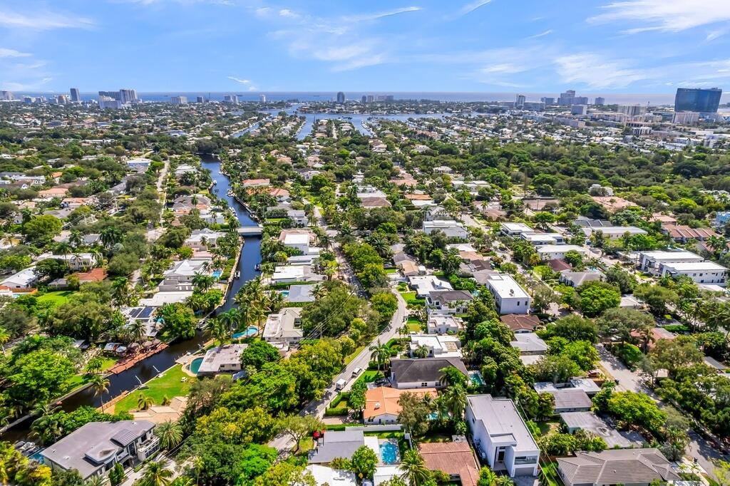 712 Ponce De Leon Dr Fort Lauderdale, FL 33316