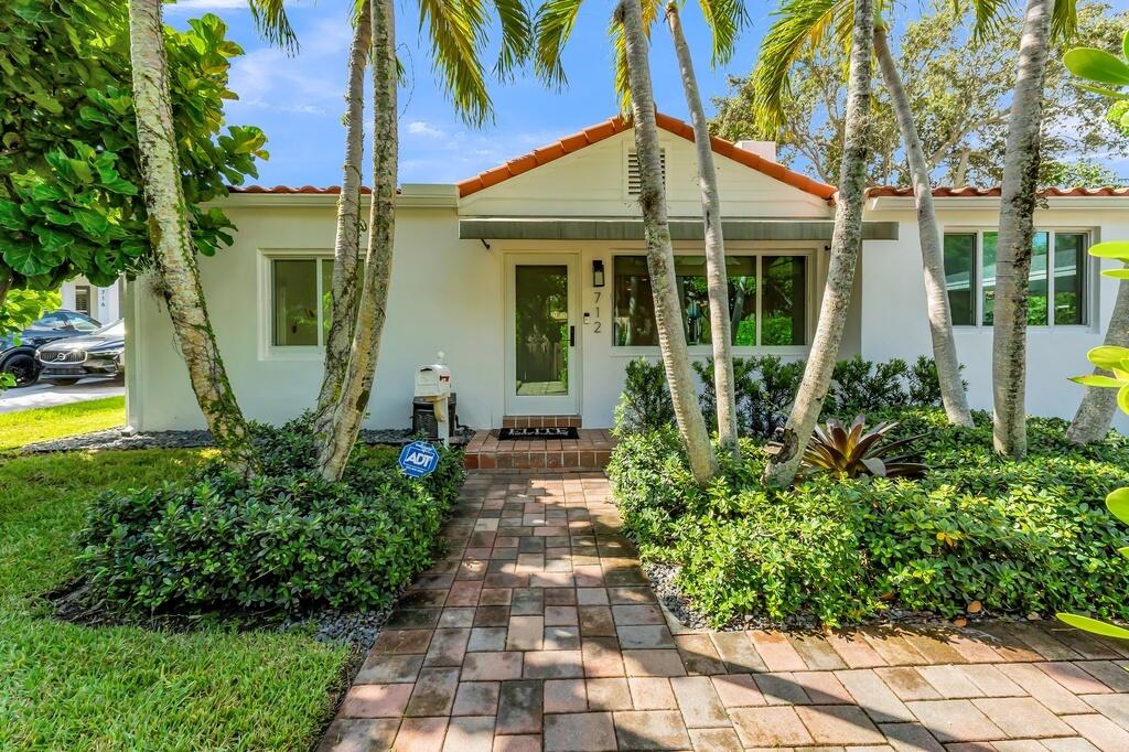 712 Ponce De Leon Dr Fort Lauderdale, FL 33316