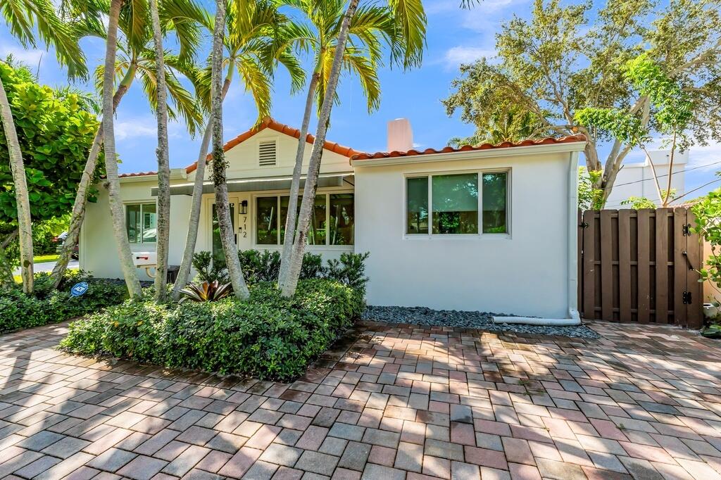 712 Ponce De Leon Dr Fort Lauderdale, FL 33316