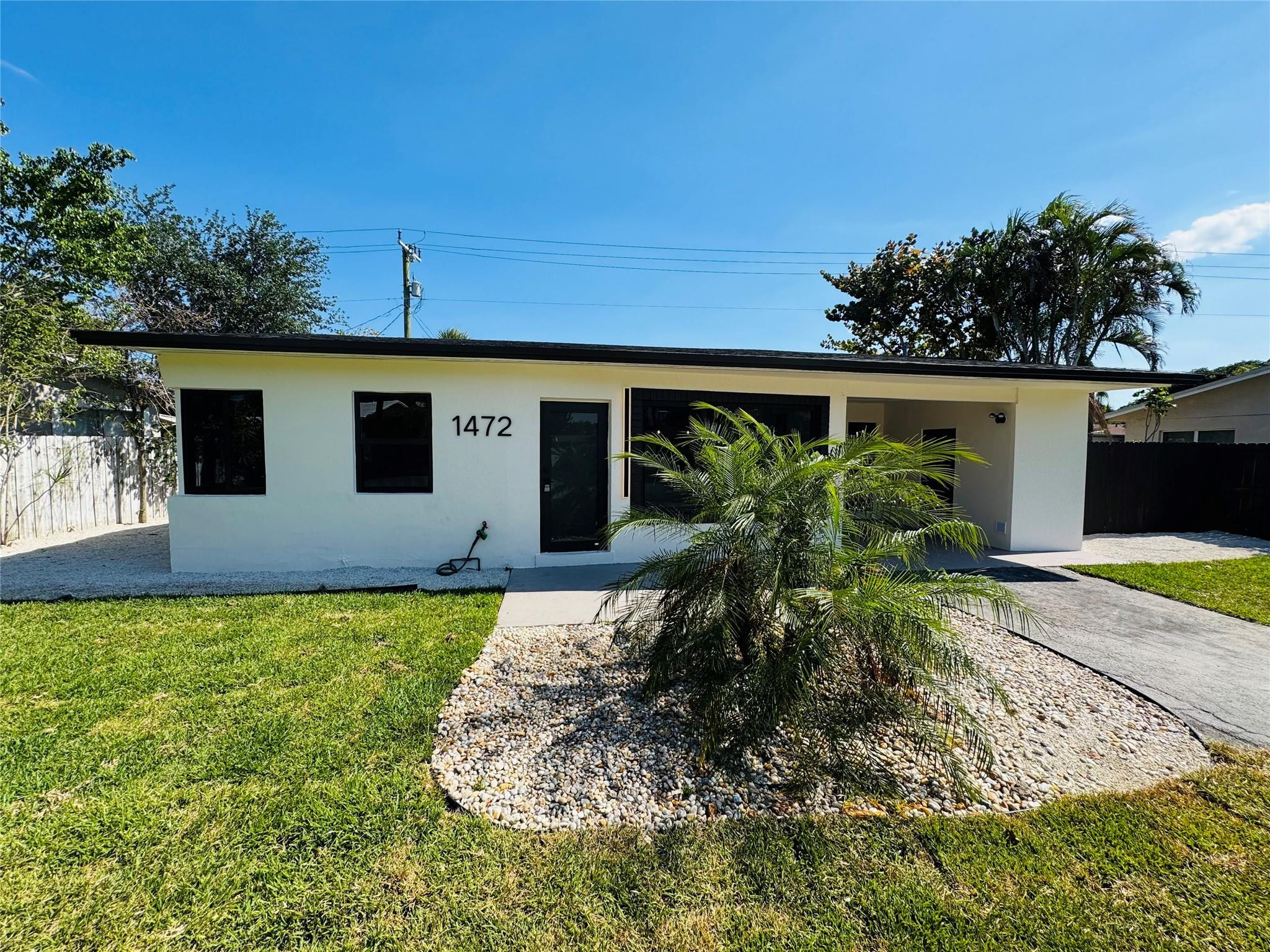 1472 NE 30th Ct