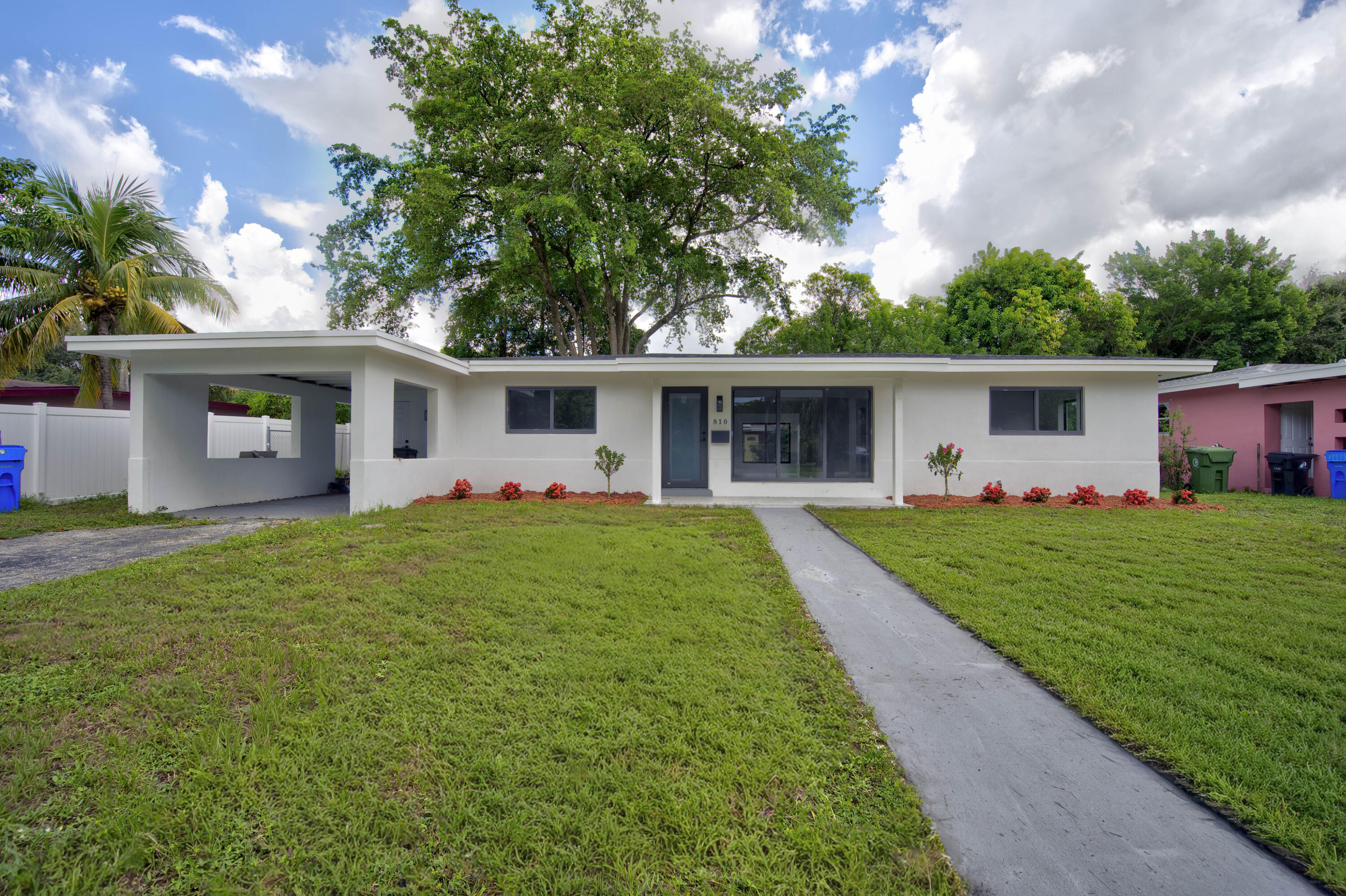 810 Wyoming Ave Fort Lauderdale, FL 33312