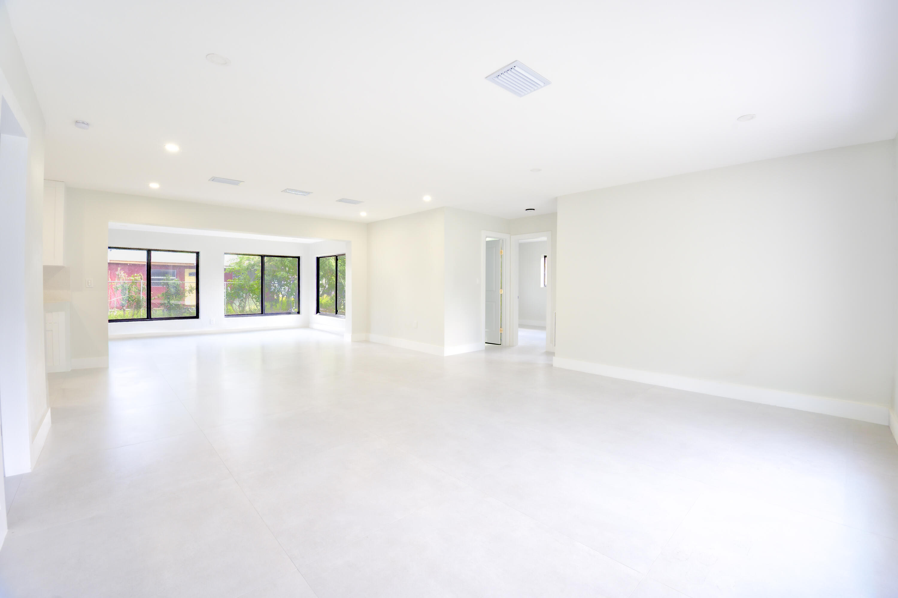 810 Wyoming Ave Fort Lauderdale, FL 33312