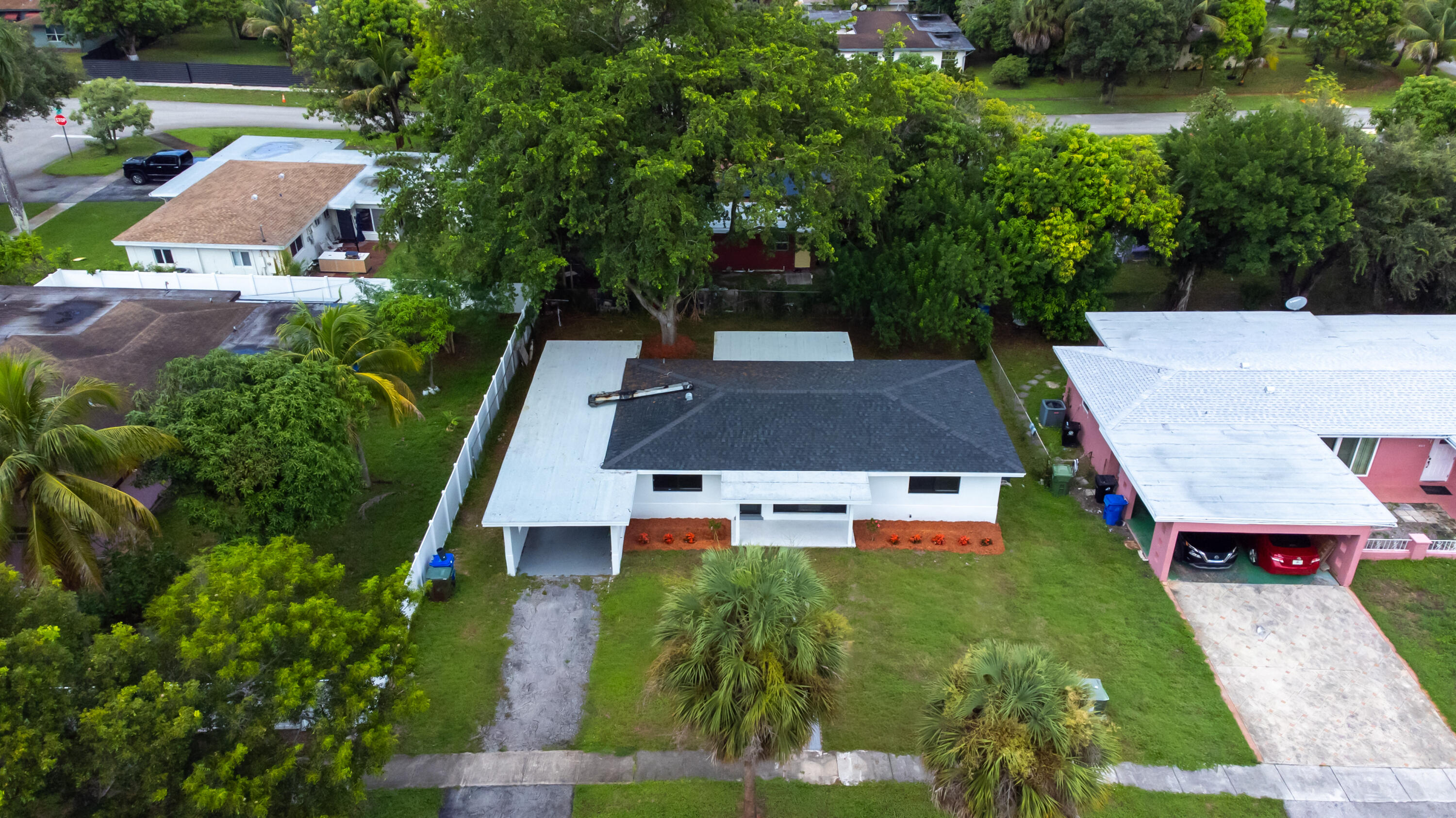 810 Wyoming Ave Fort Lauderdale, FL 33312