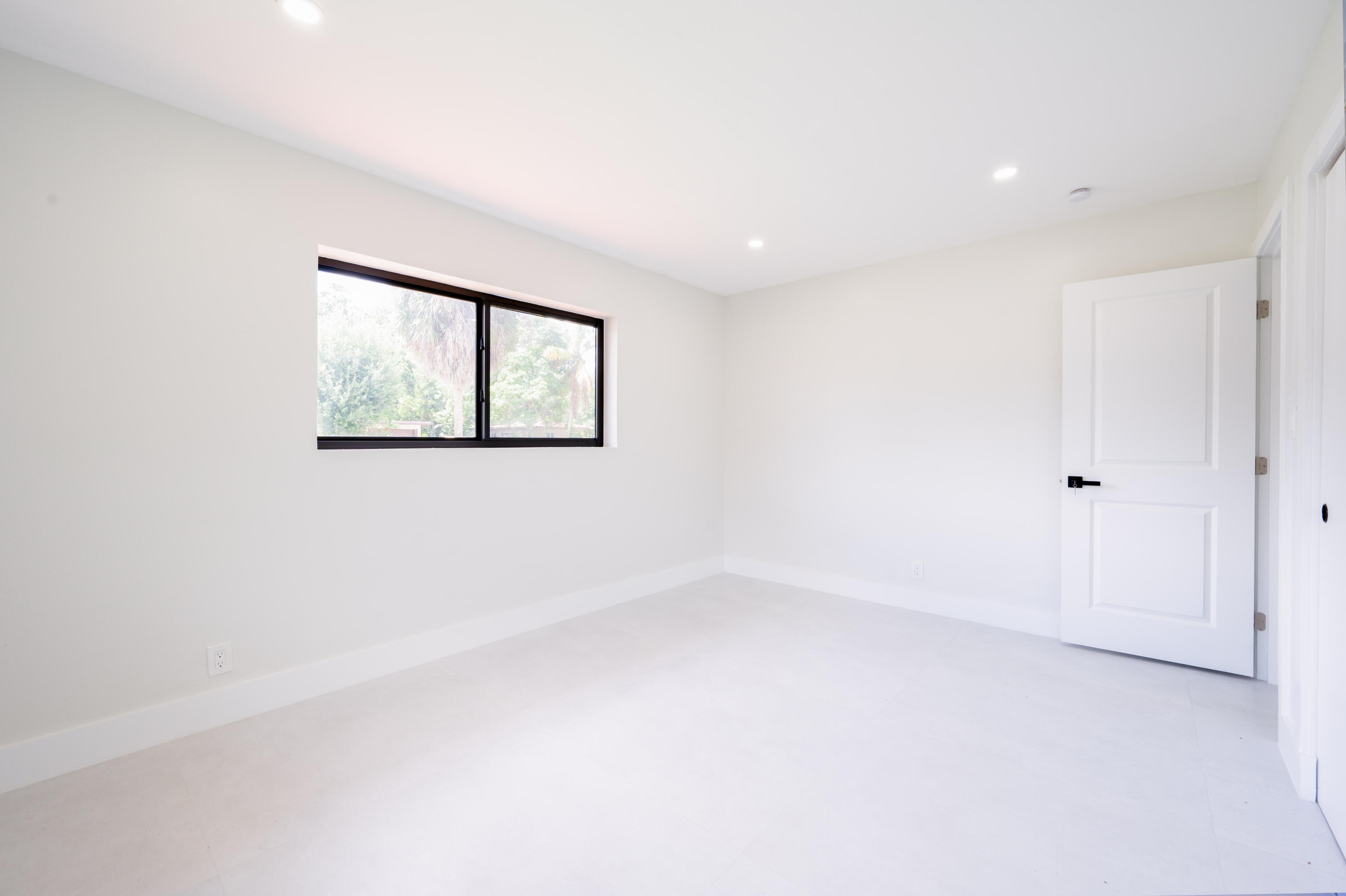 810 Wyoming Ave Fort Lauderdale, FL 33312
