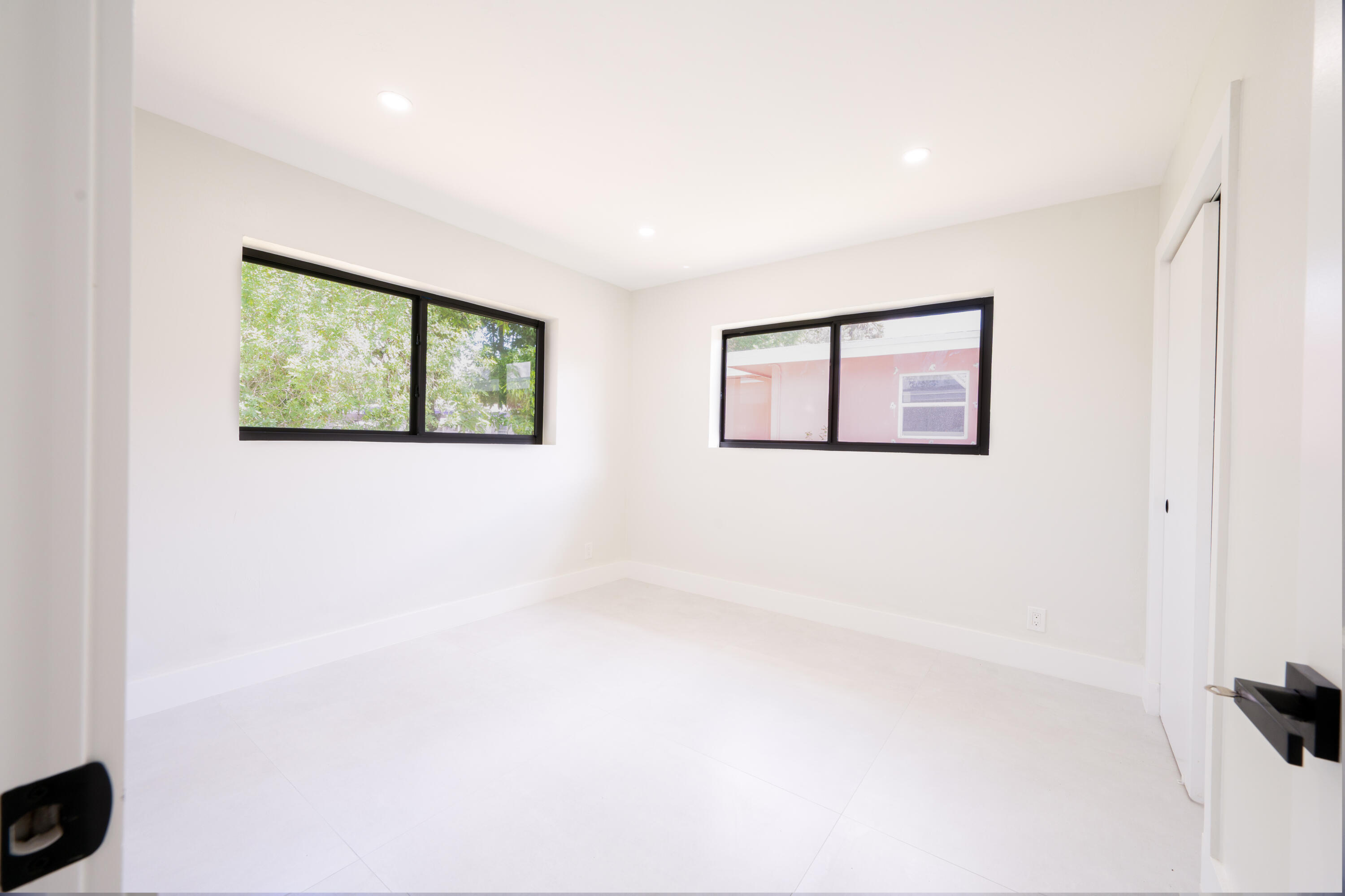 810 Wyoming Ave Fort Lauderdale, FL 33312