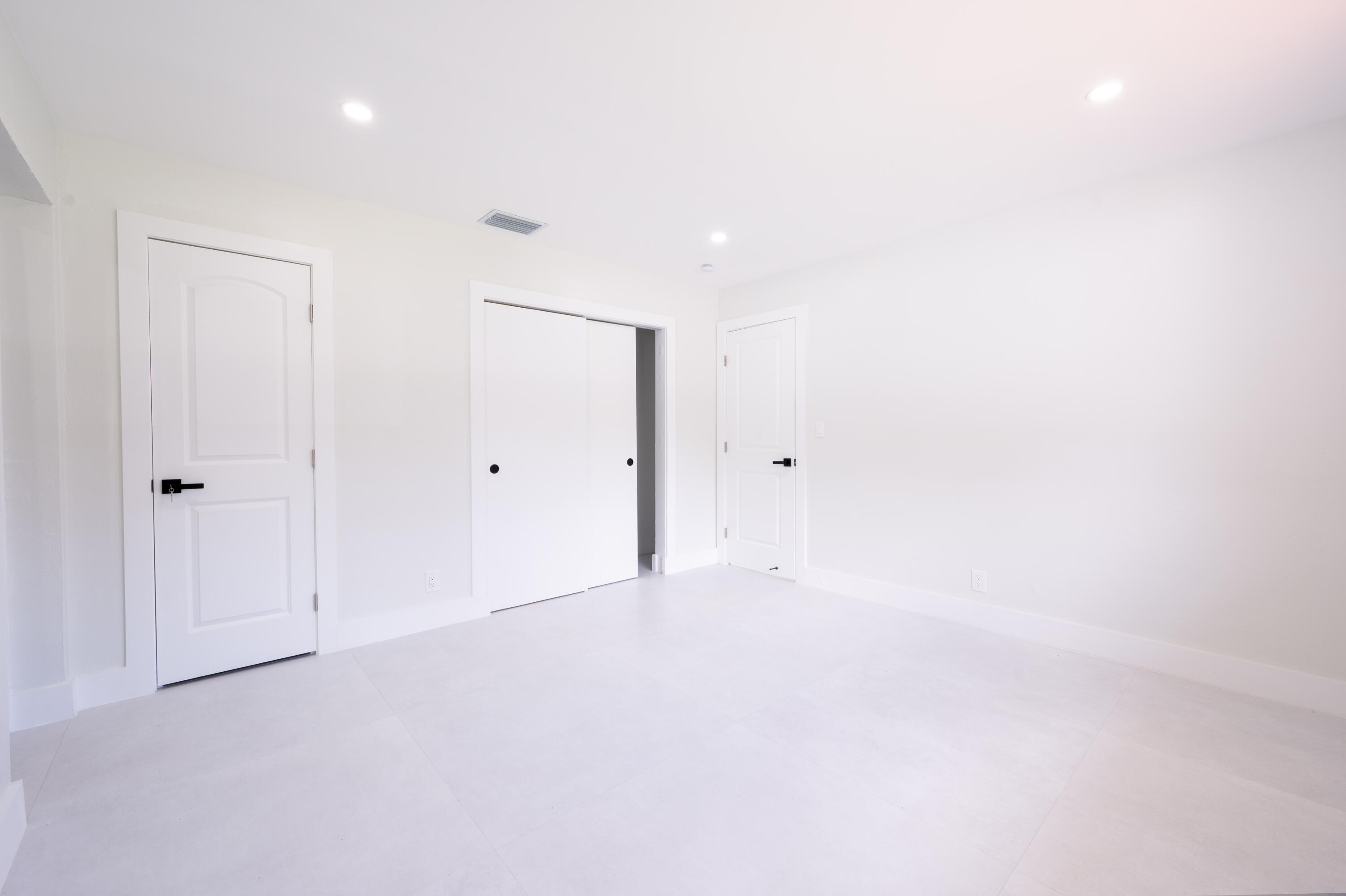 810 Wyoming Ave Fort Lauderdale, FL 33312