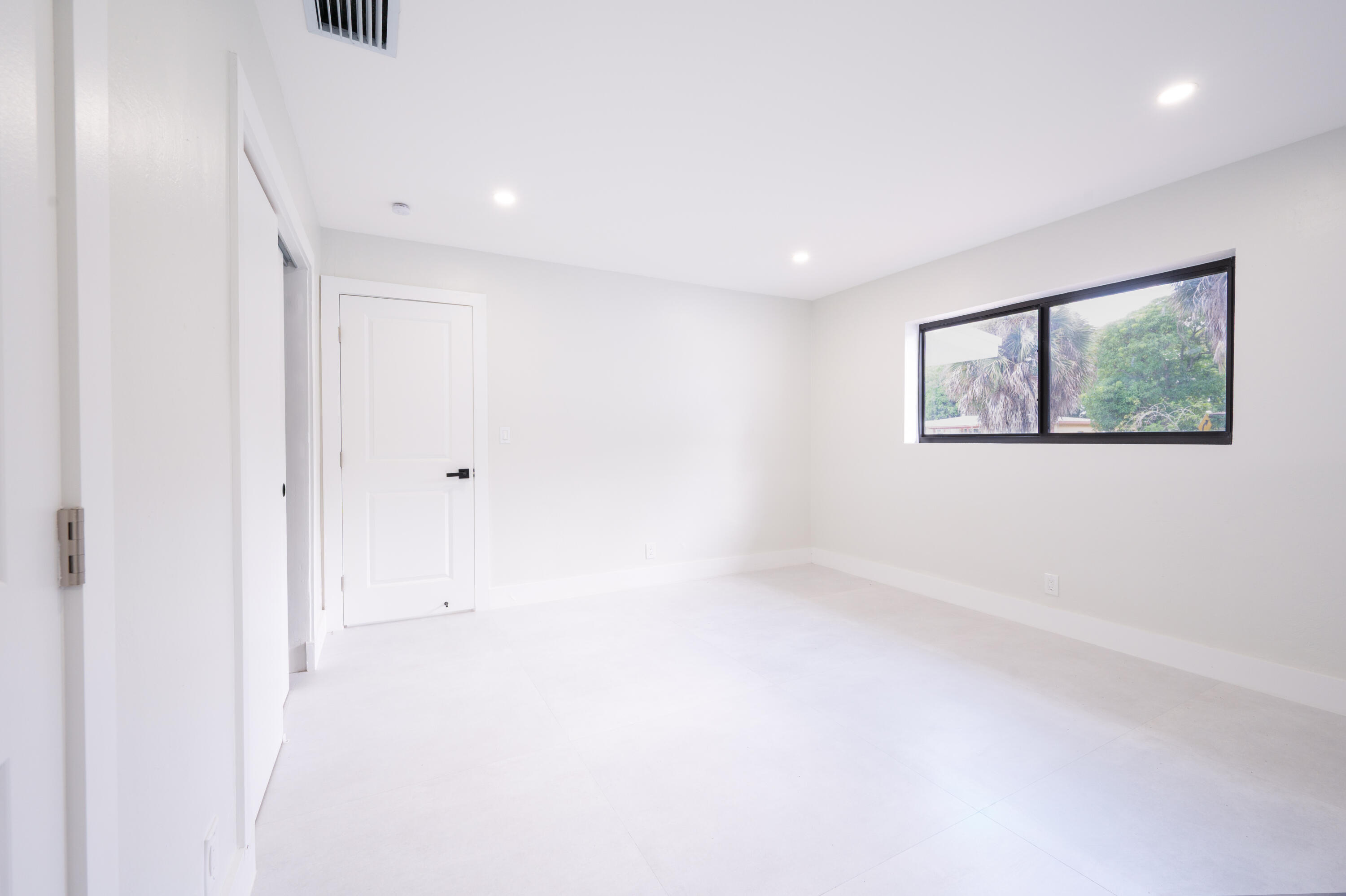 810 Wyoming Ave Fort Lauderdale, FL 33312