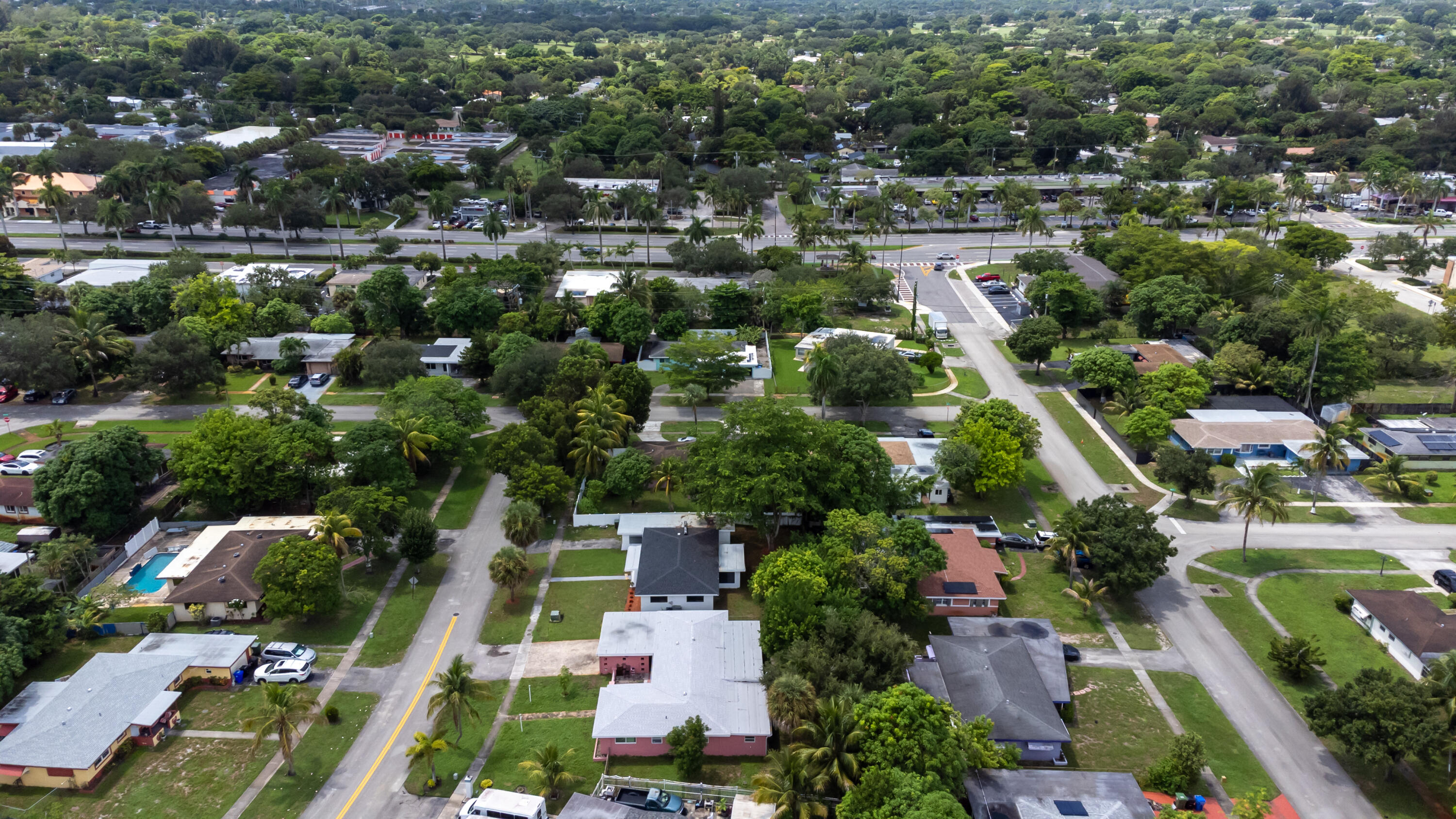 810 Wyoming Ave Fort Lauderdale, FL 33312