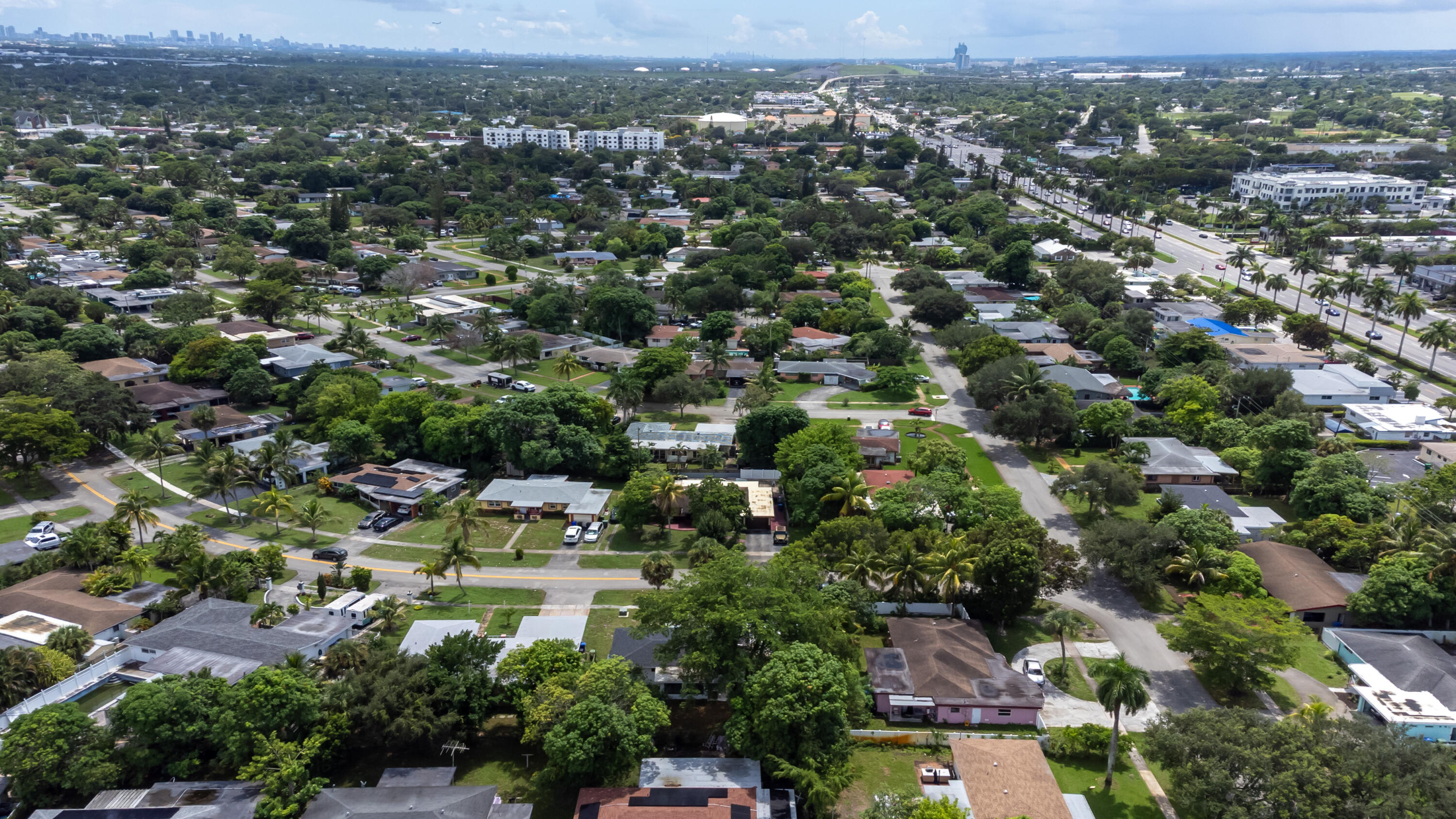 810 Wyoming Ave Fort Lauderdale, FL 33312