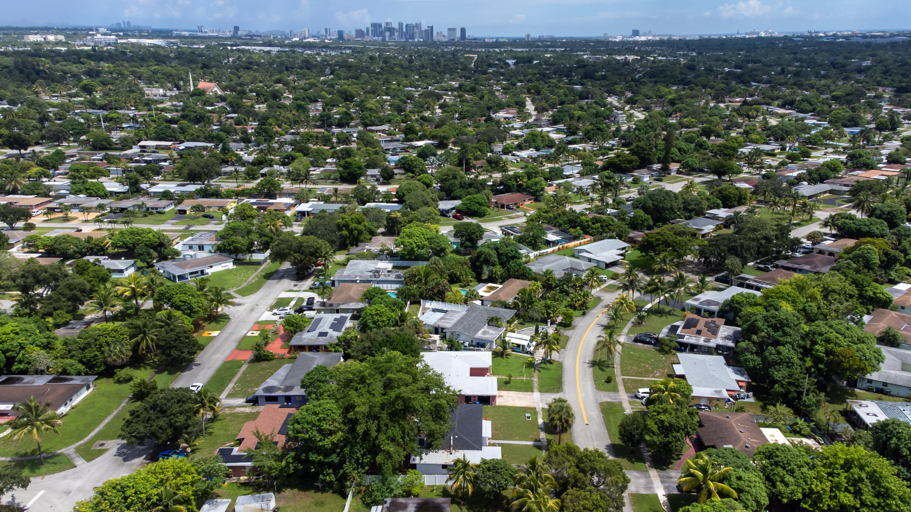 810 Wyoming Ave Fort Lauderdale, FL 33312