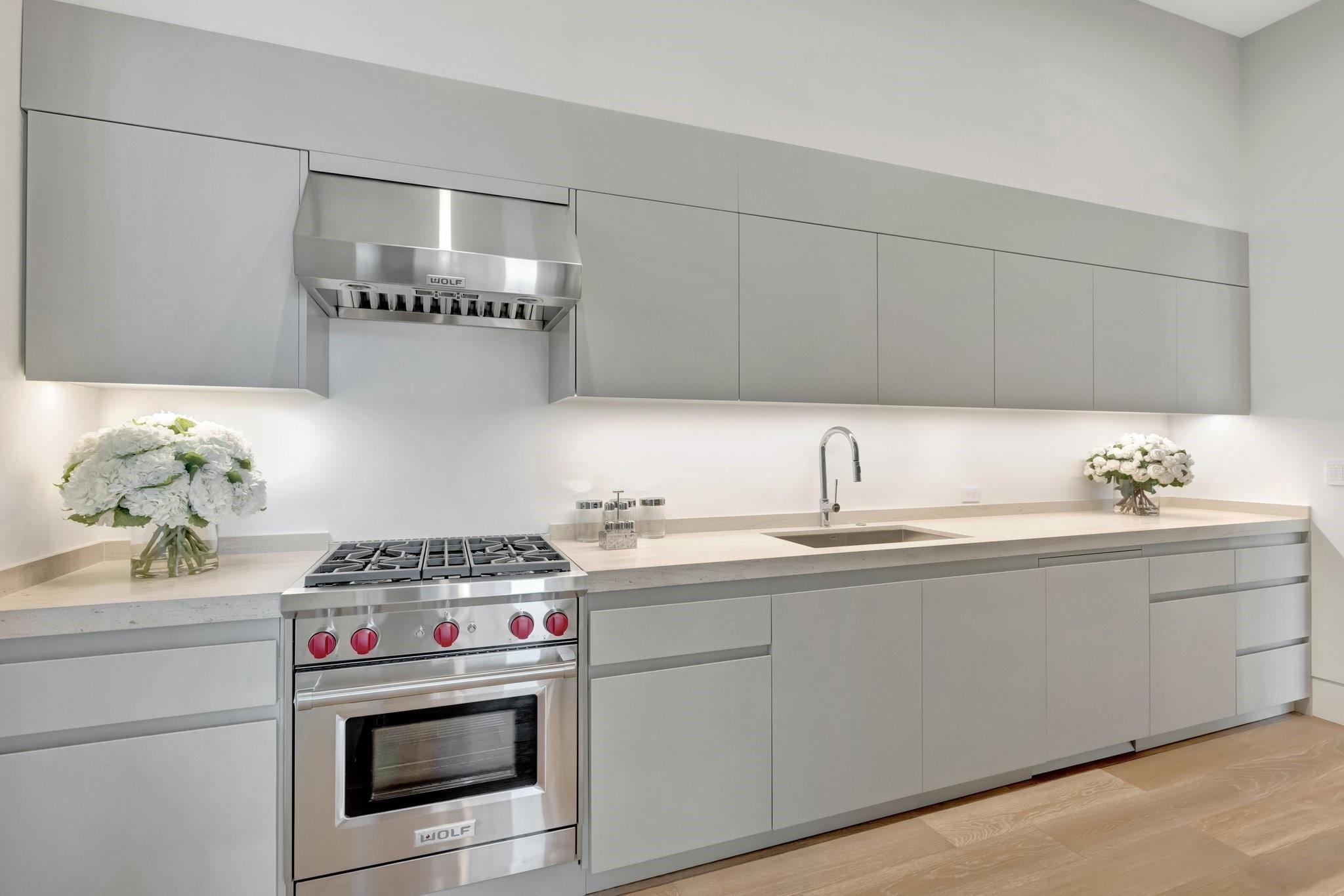 2560 Del Lago Dr Fort Lauderdale, FL 33316