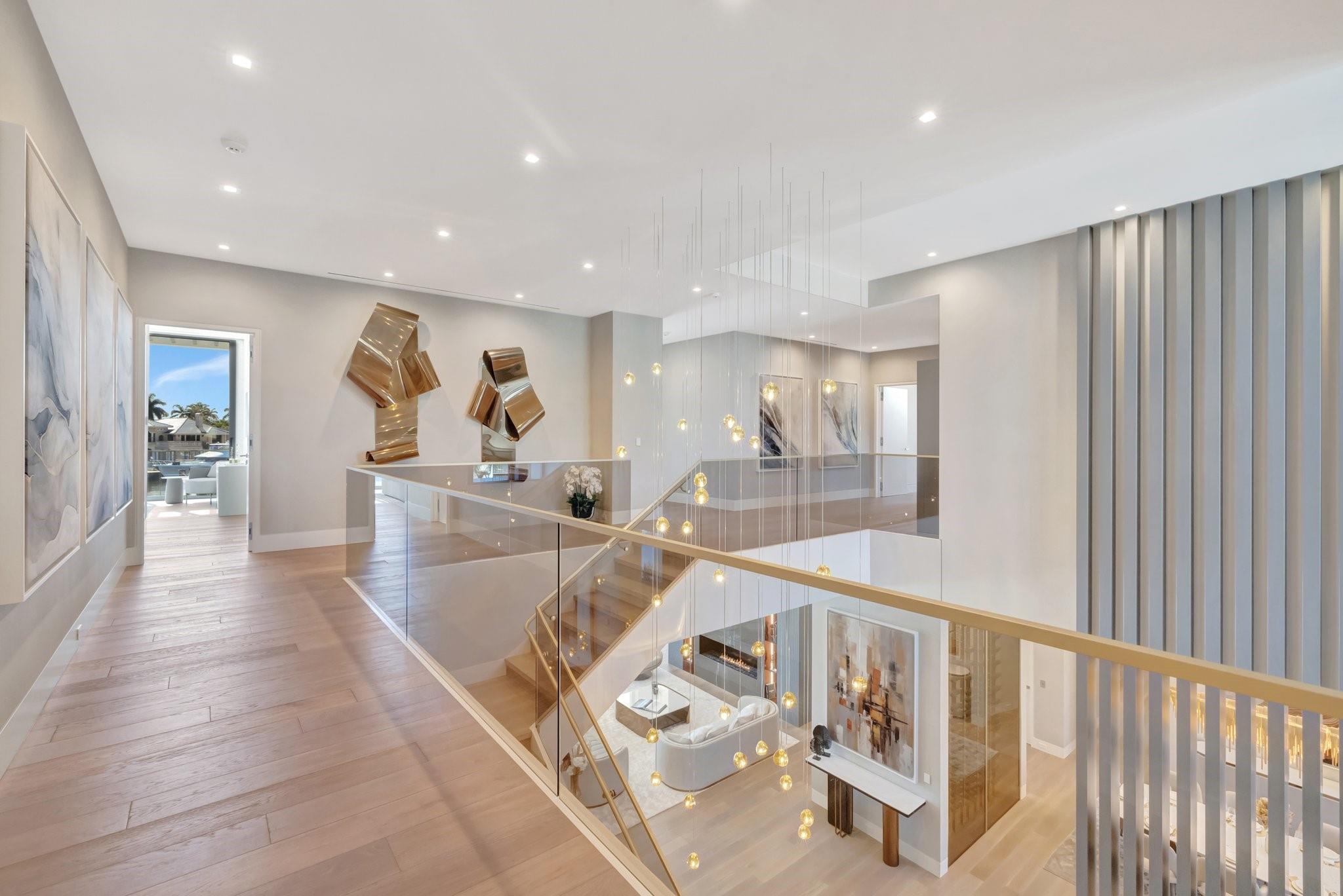 2560 Del Lago Dr Fort Lauderdale, FL 33316