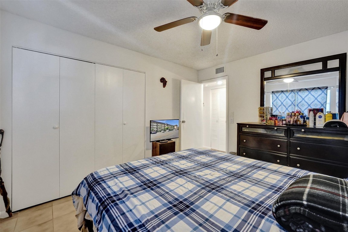 6200 NW 44th St #103 Lauderhill, FL 33319