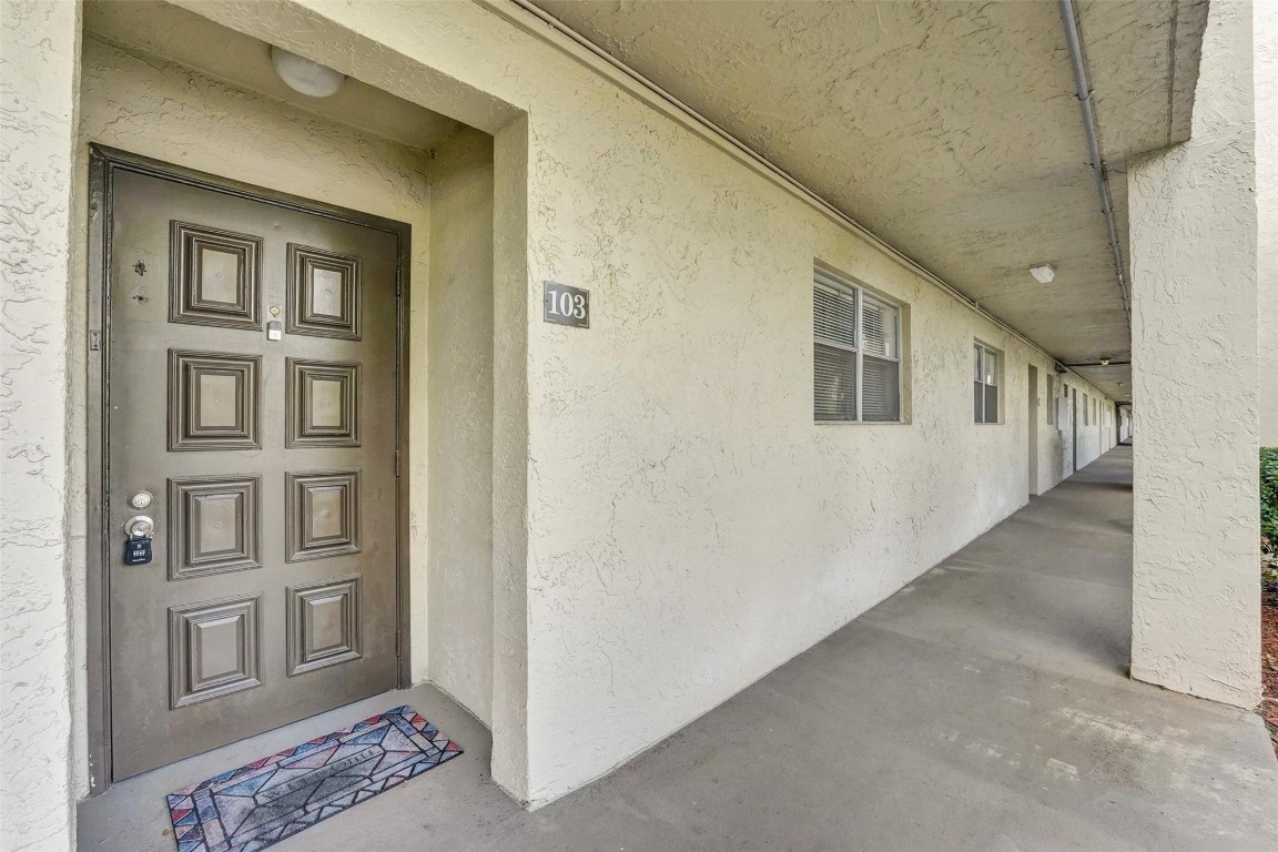 6200 NW 44th St #103 Lauderhill, FL 33319