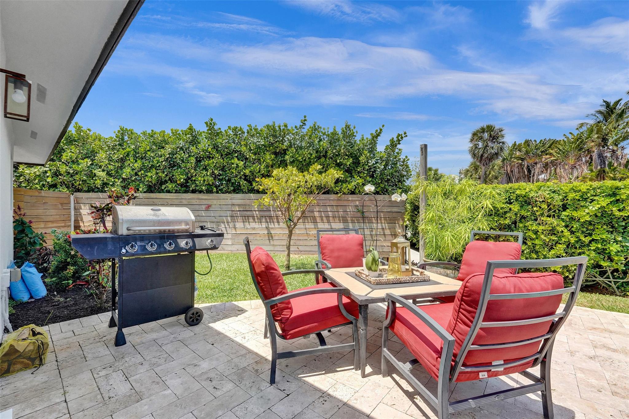 2805 NE 29th St Fort Lauderdale, FL 33306